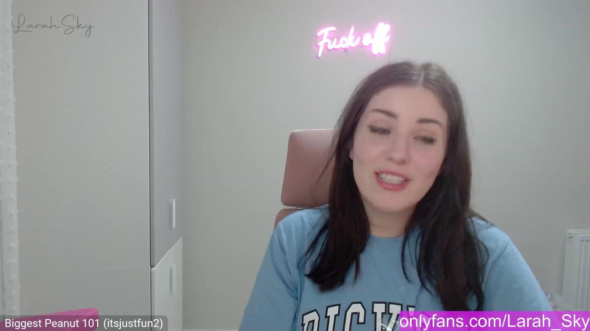 Larah_Sky video thumbnail