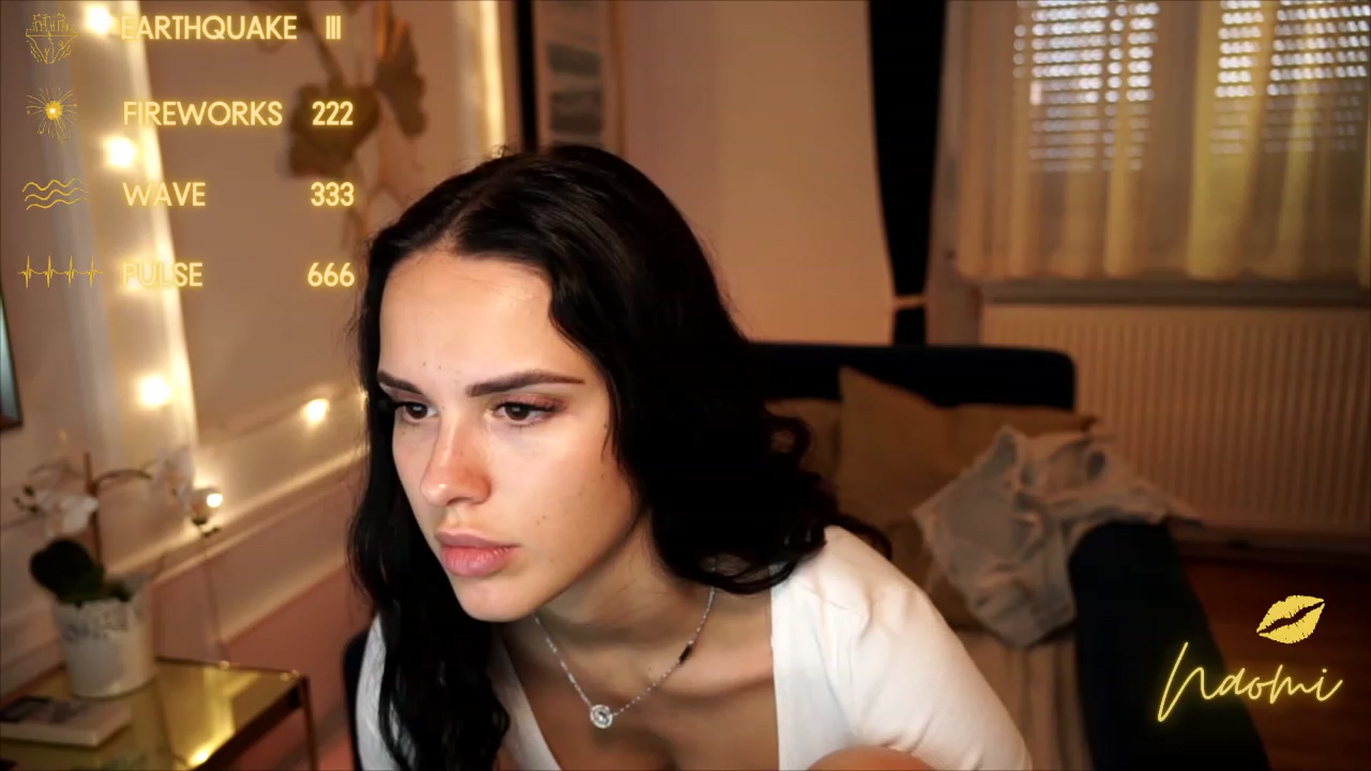 cinnabellee video thumbnail