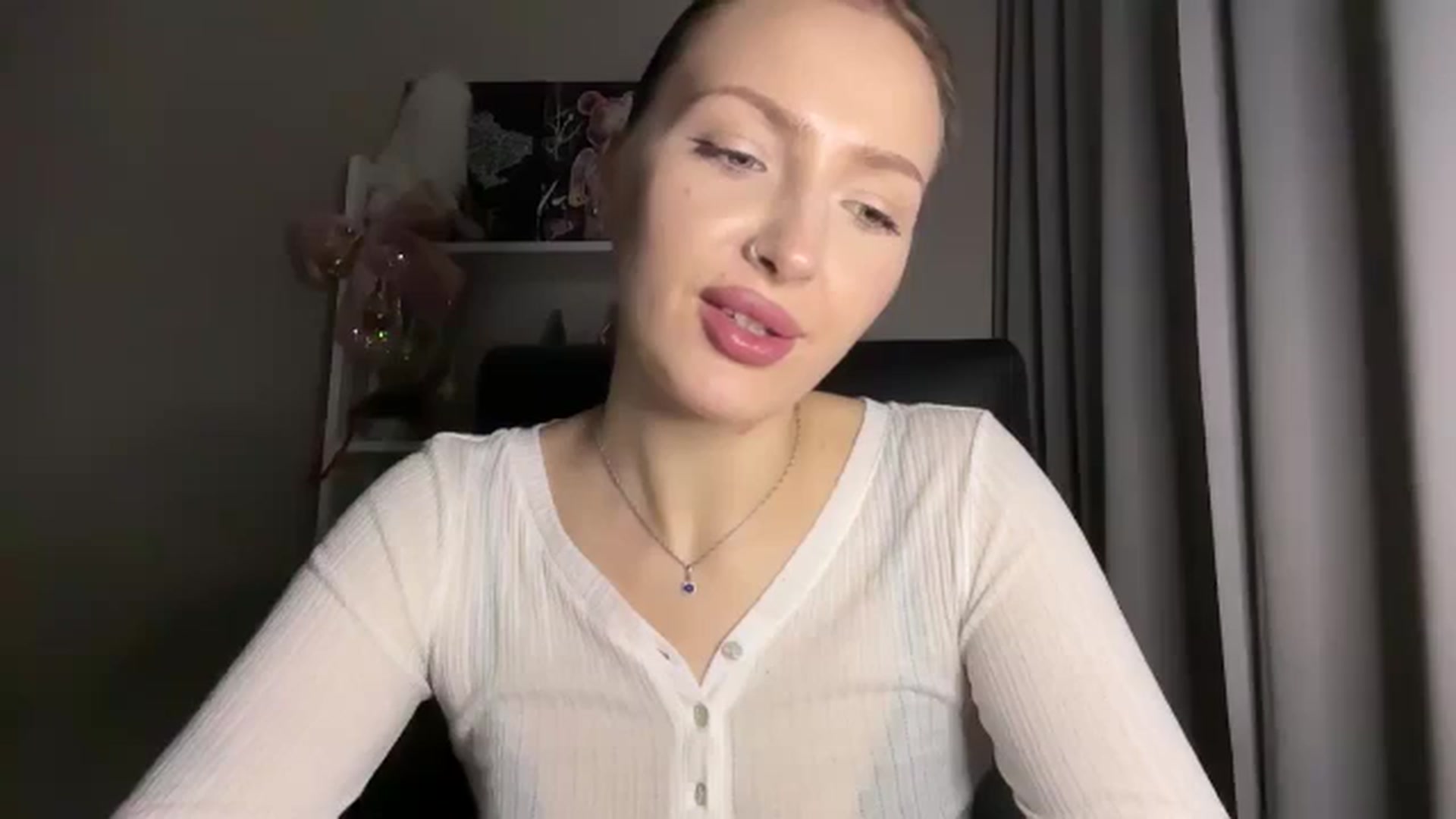 Di_Pearl video thumbnail