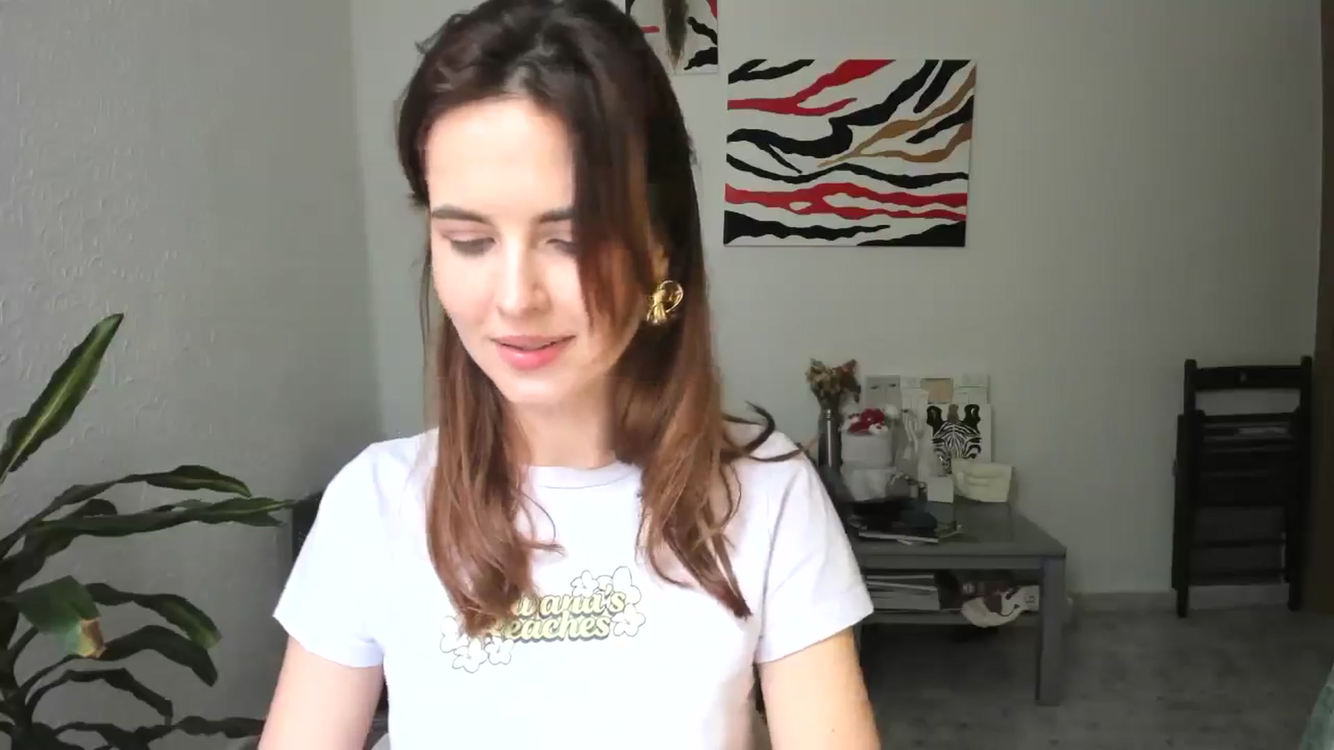 AhahaGirl video thumbnail