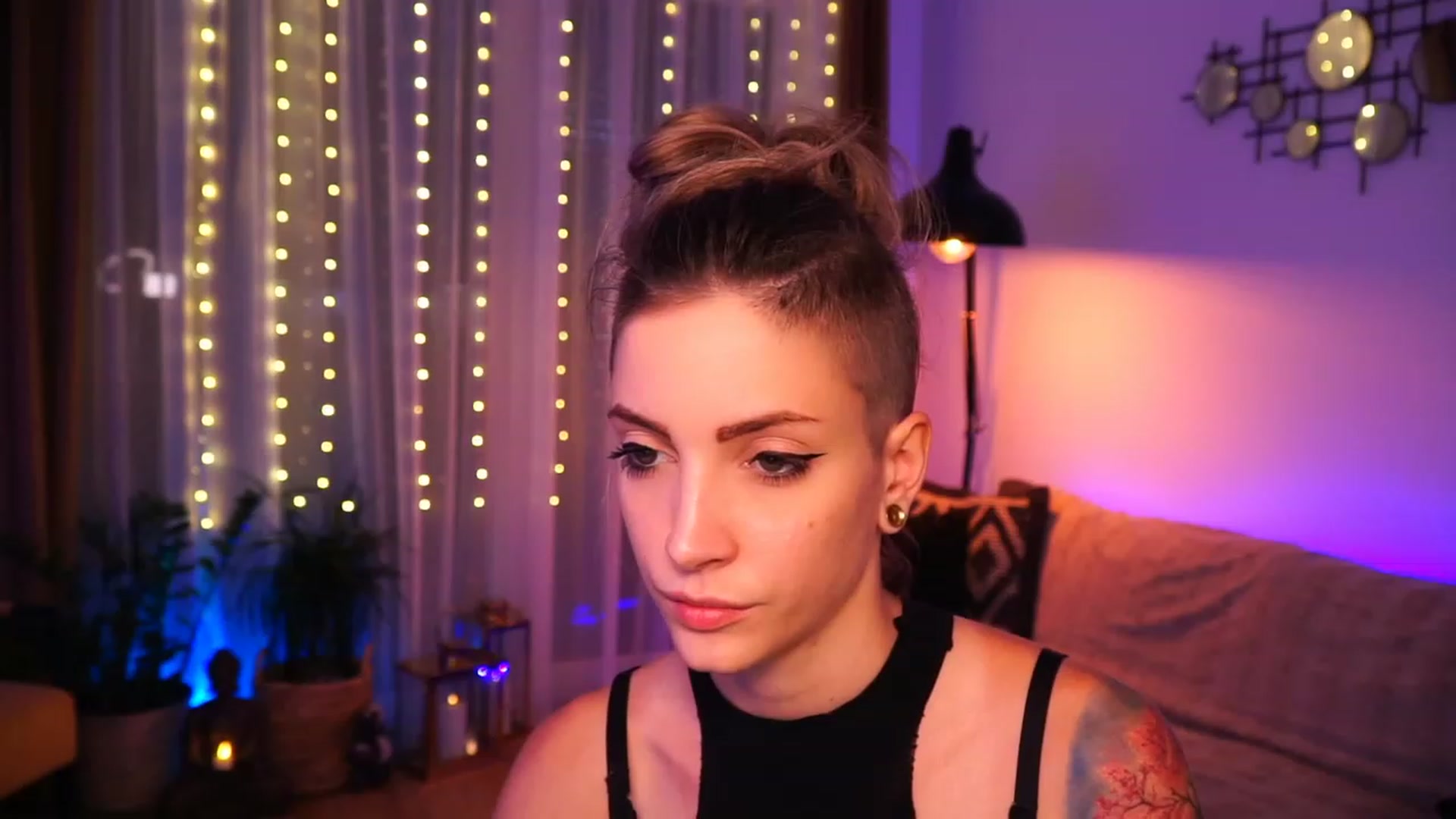 Kend_dall video thumbnail