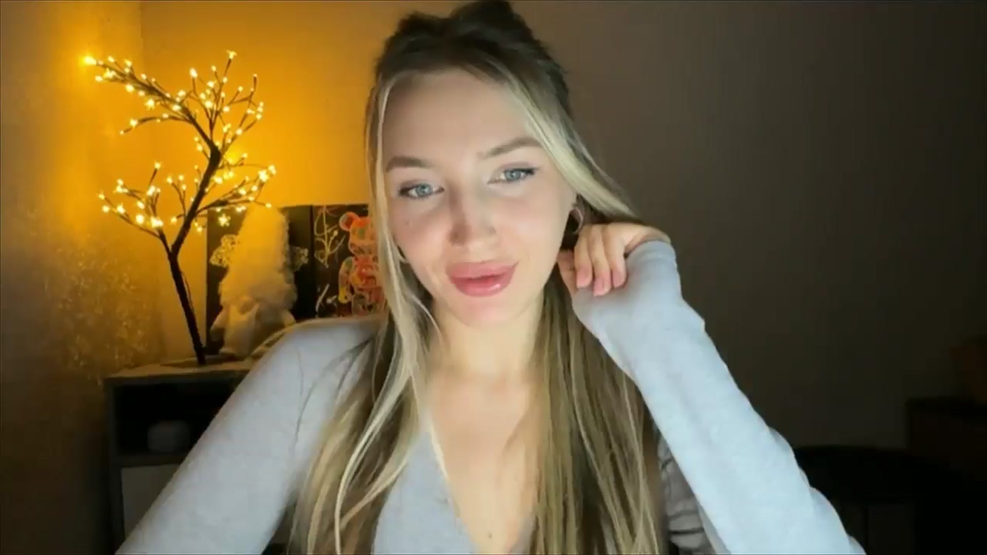 My_Diana video thumbnail