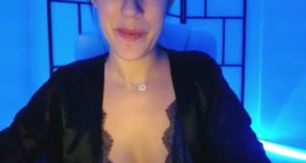 Gizzy video thumbnail