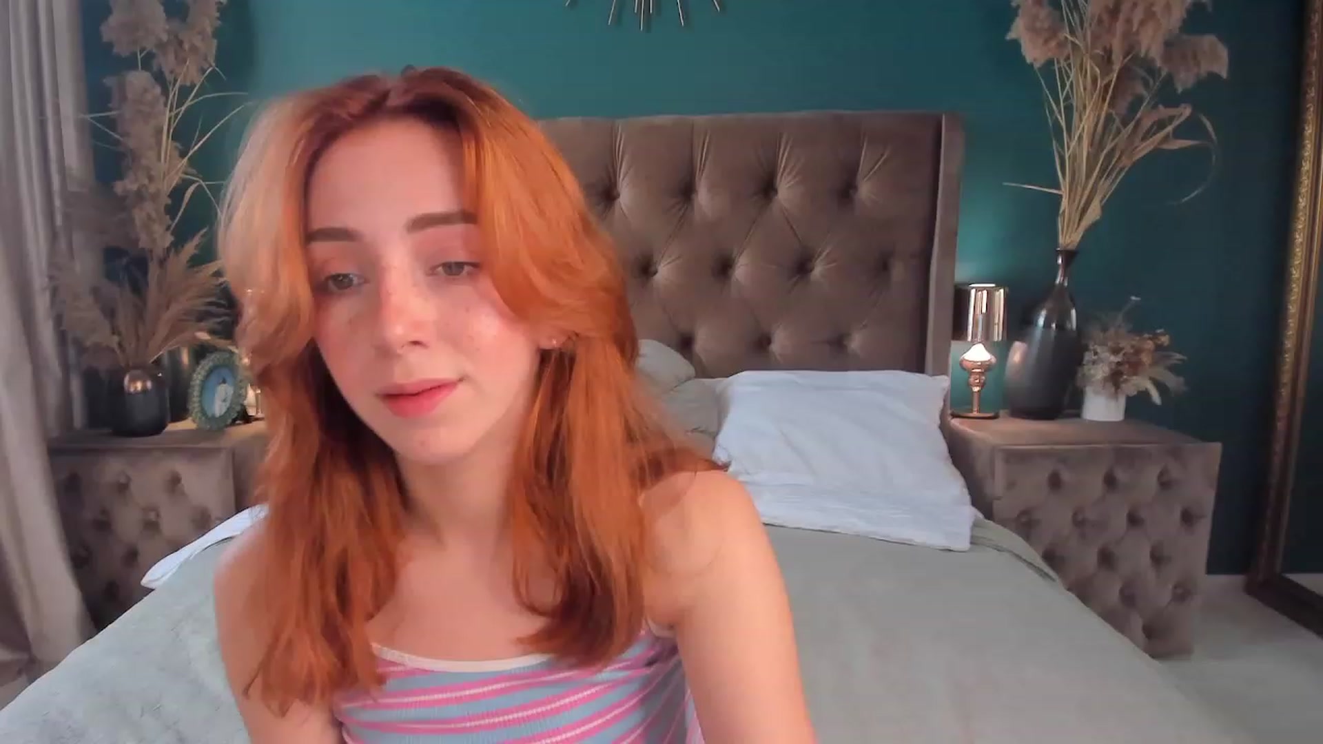 ElsaYoung video thumbnail
