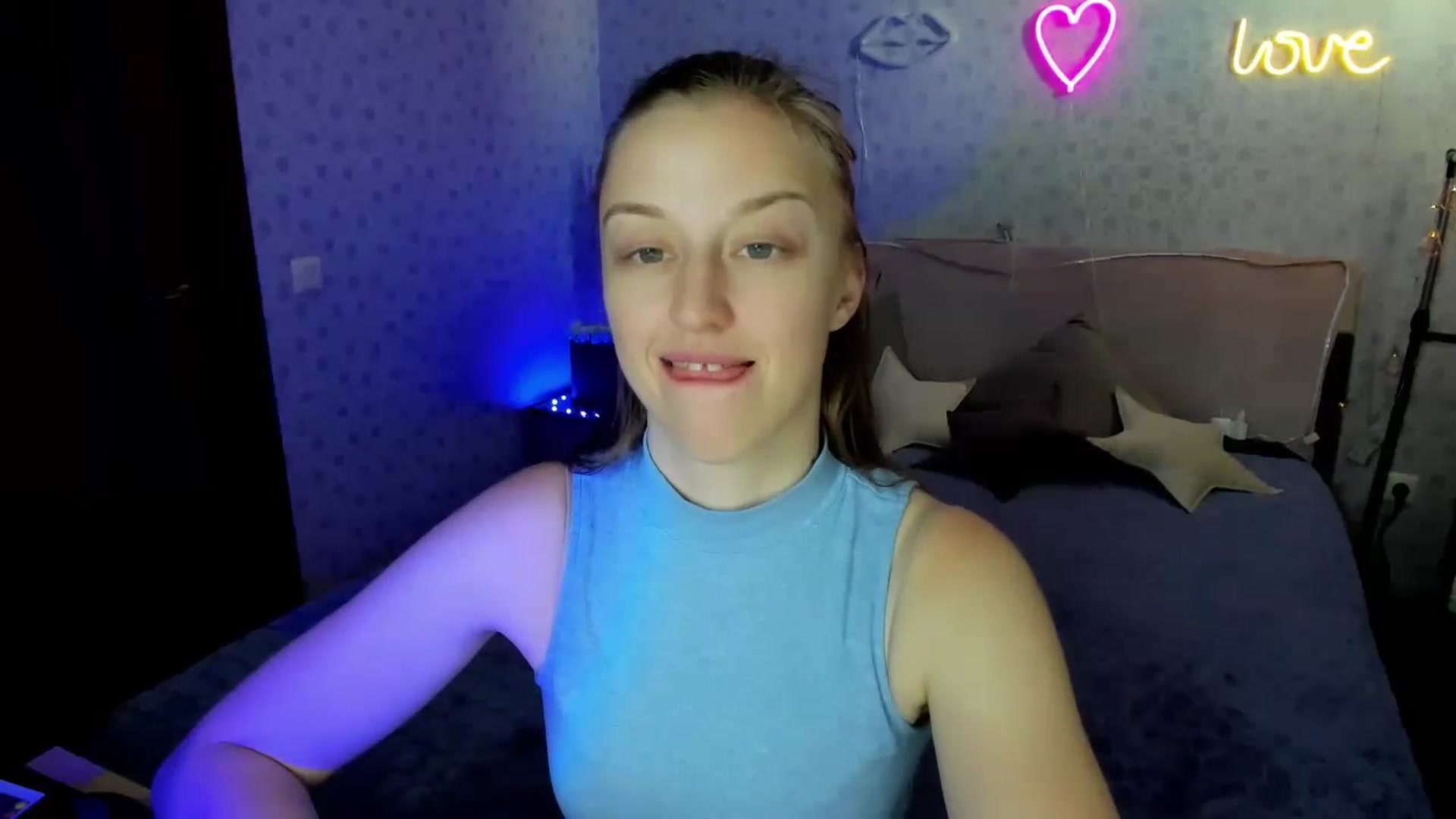Karen_Le video thumbnail