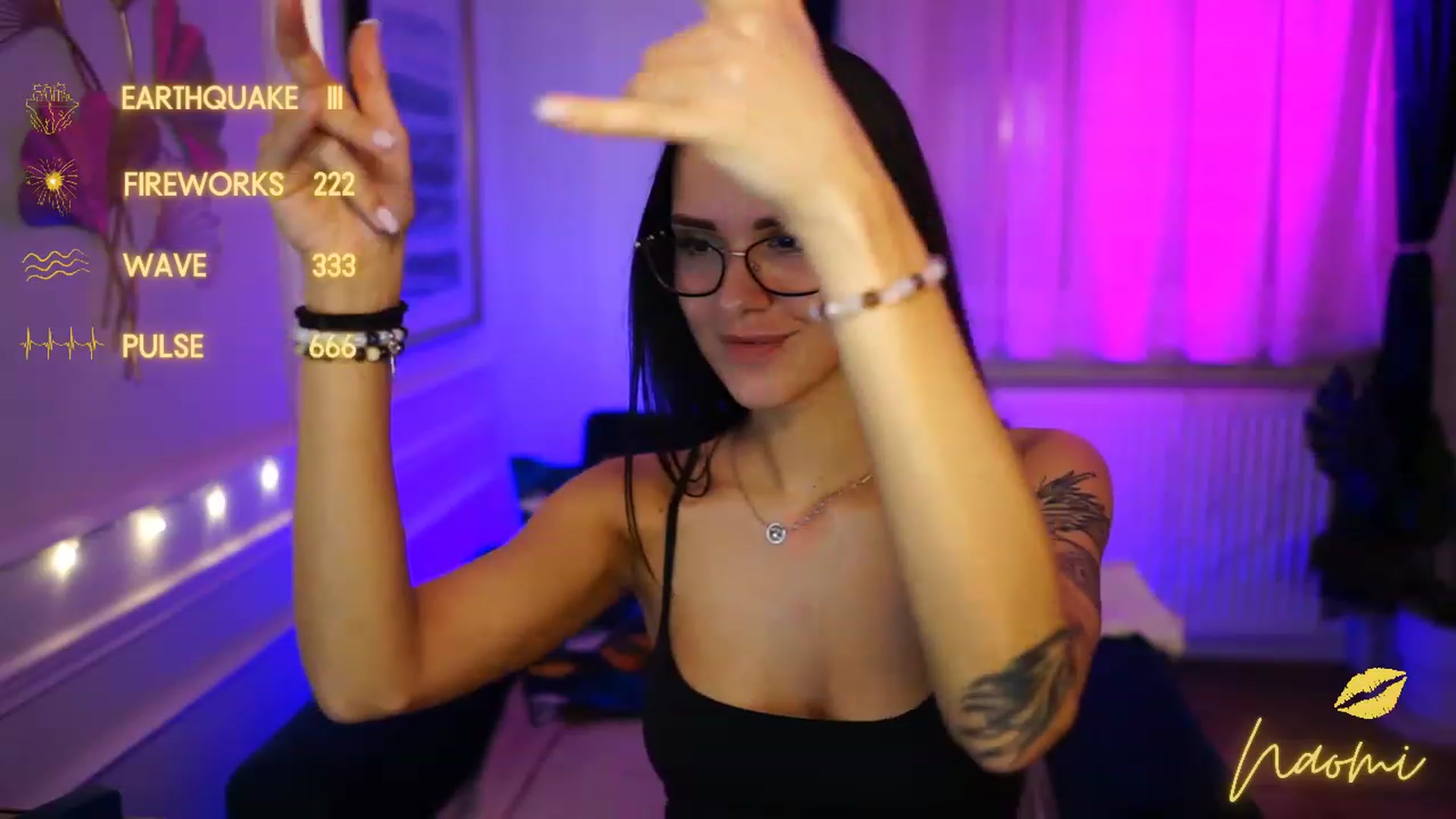 cinnabellee video thumbnail