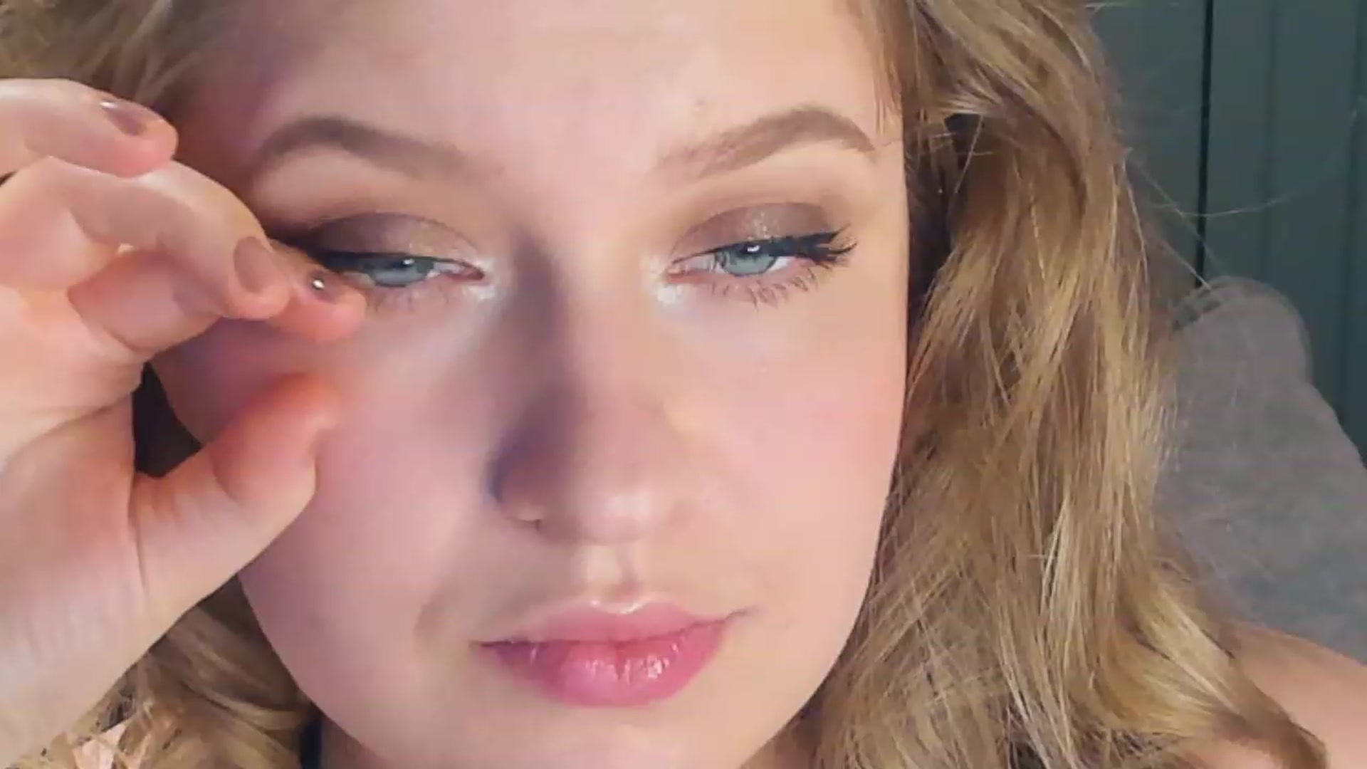 SensualAdict video thumbnail
