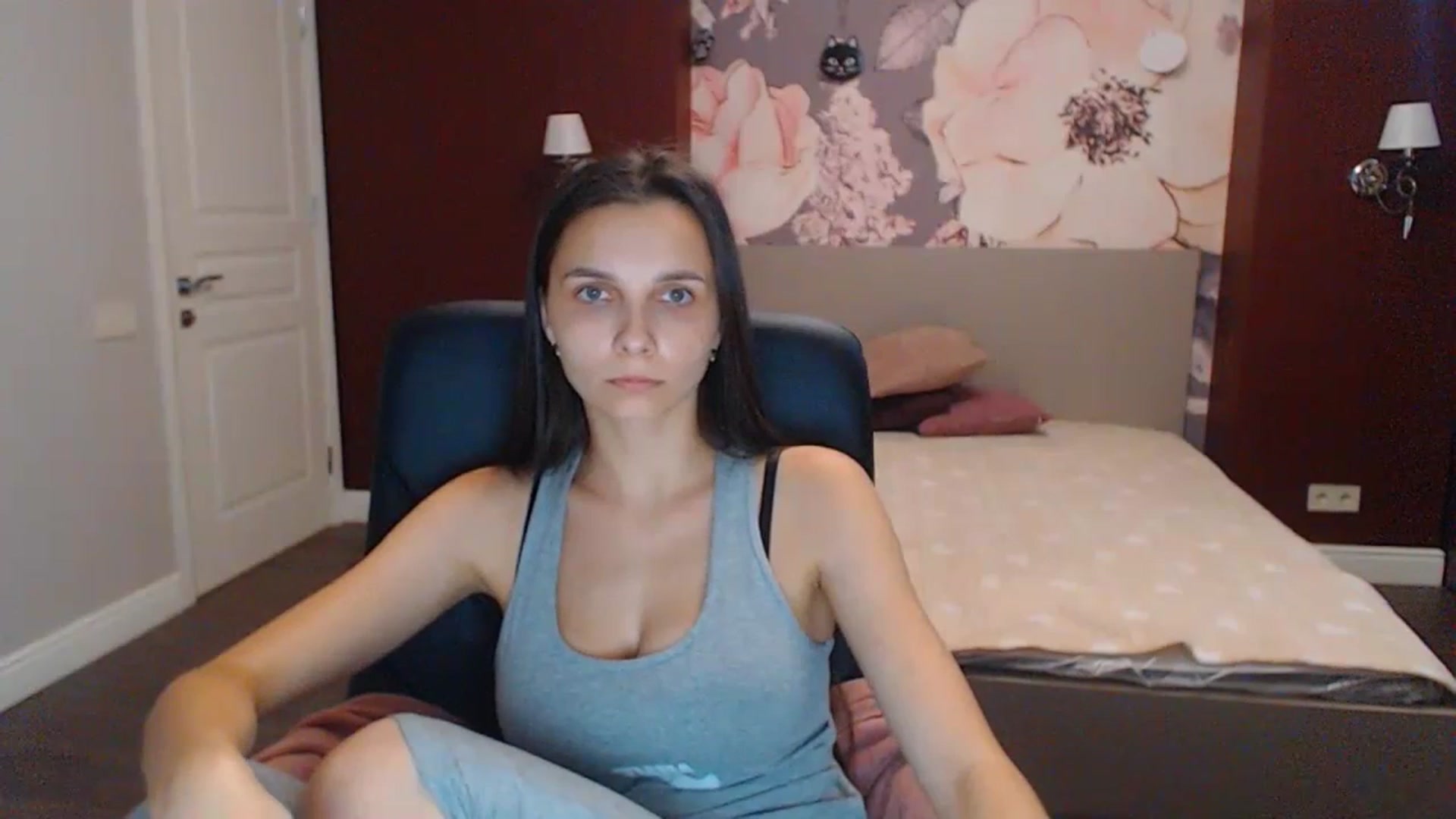 Karina_Mils video thumbnail
