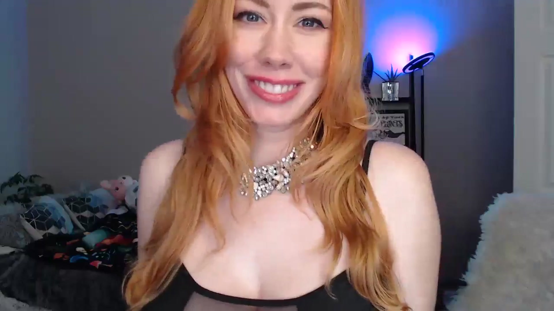 MsRedheadMILF video thumbnail