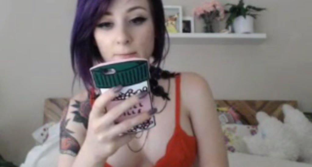 LanaNoxx video thumbnail
