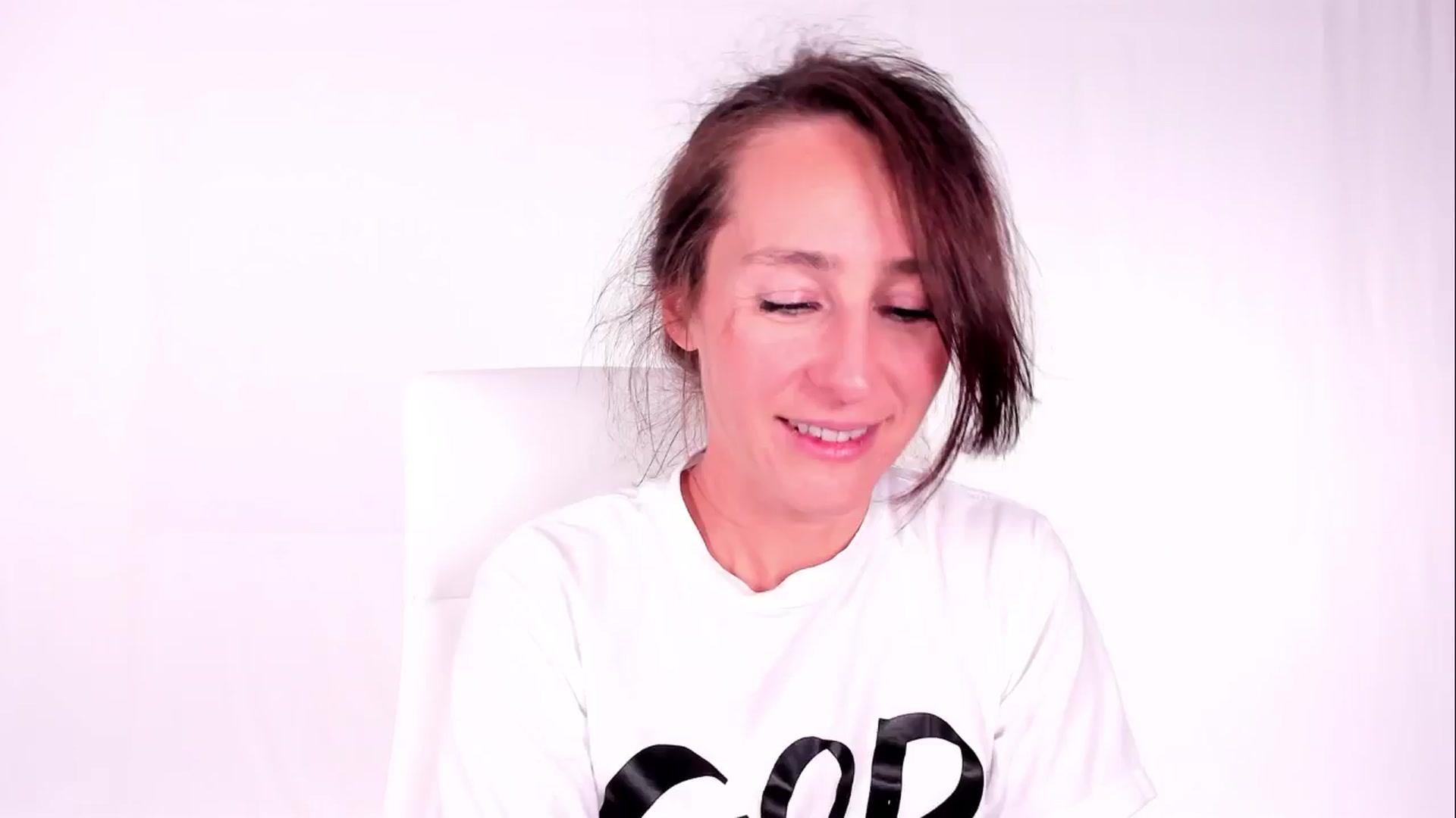 Olivia video thumbnail