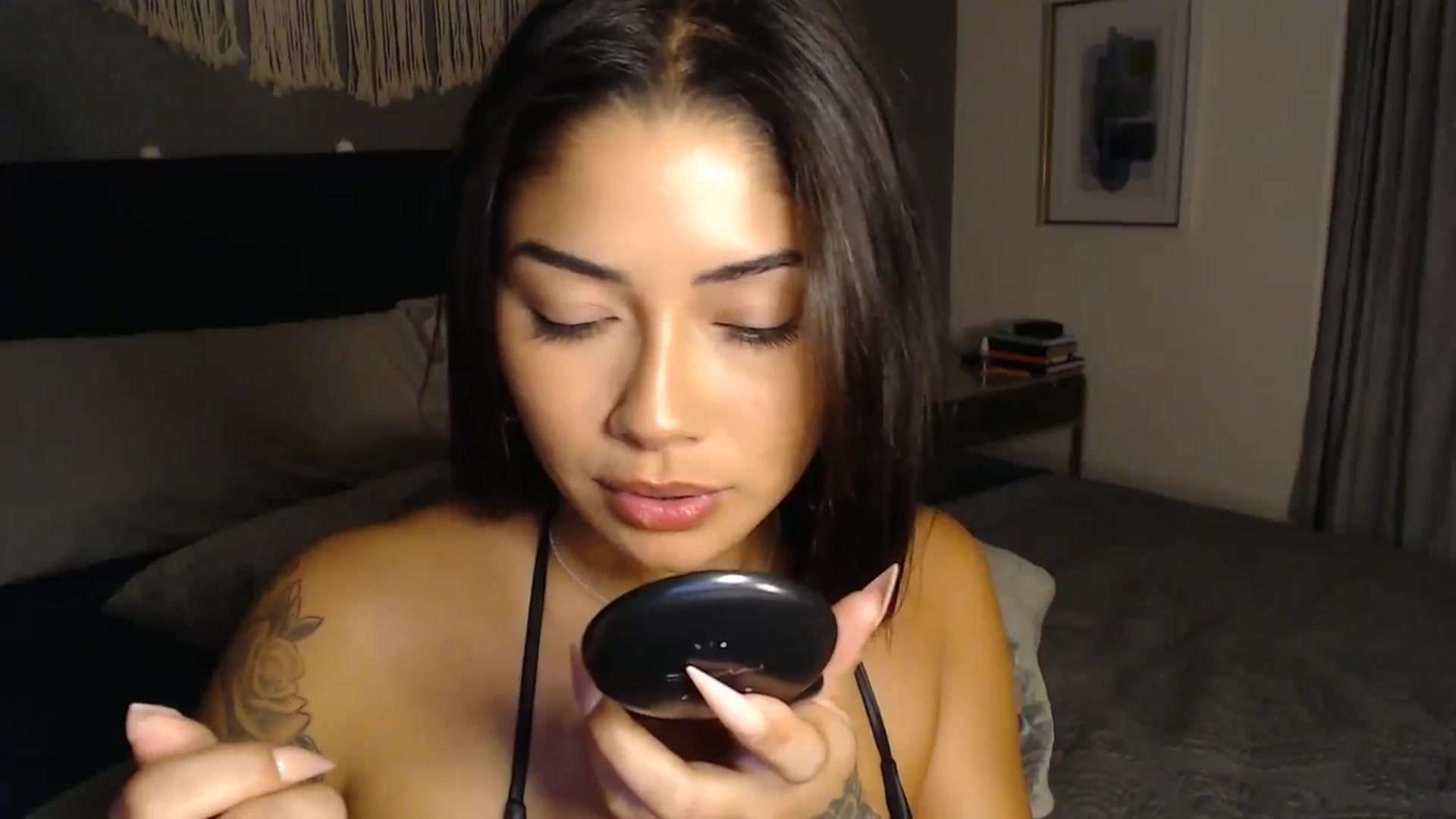 YourGoddessLu video thumbnail