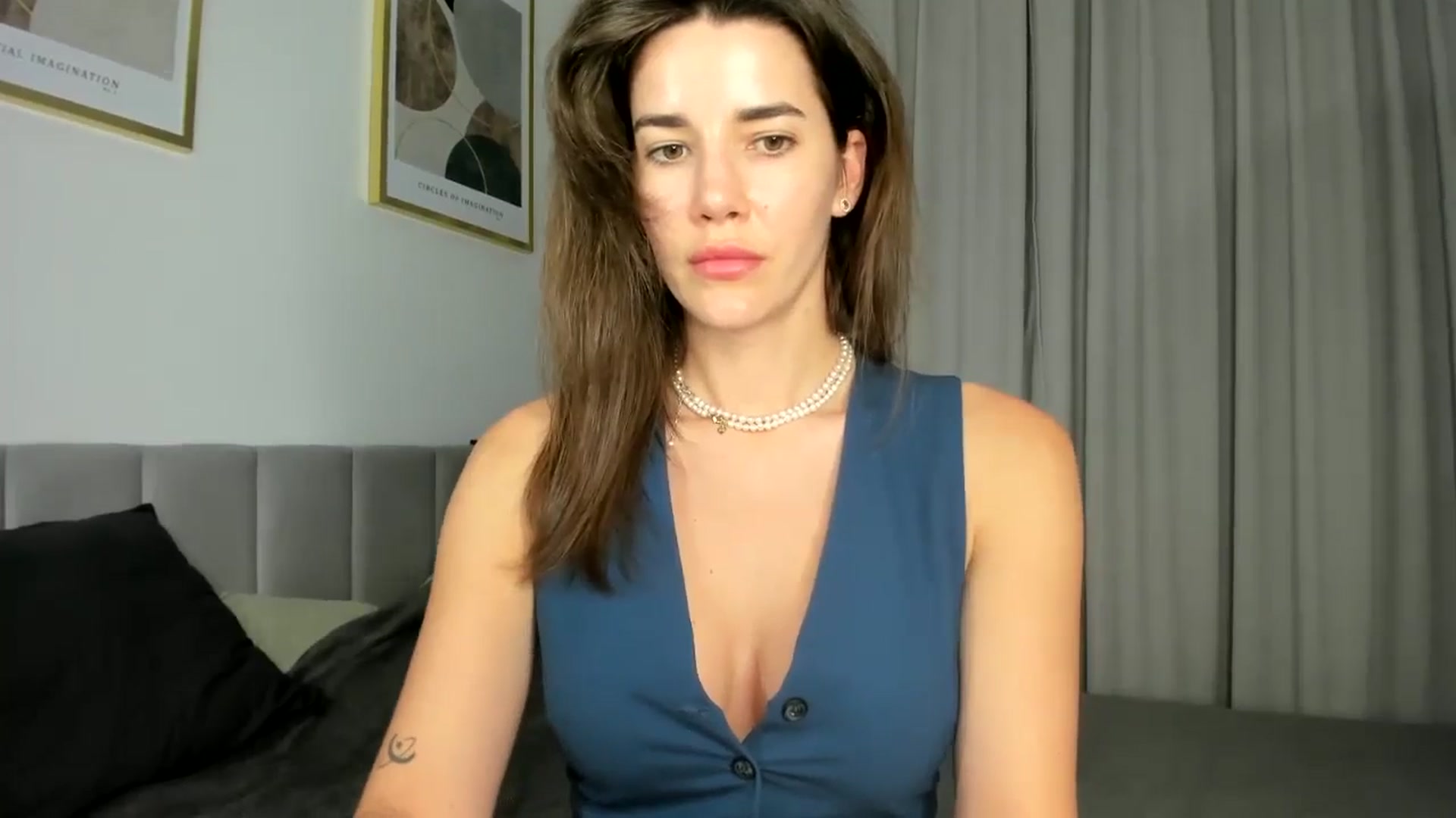 EliinaGreen video thumbnail