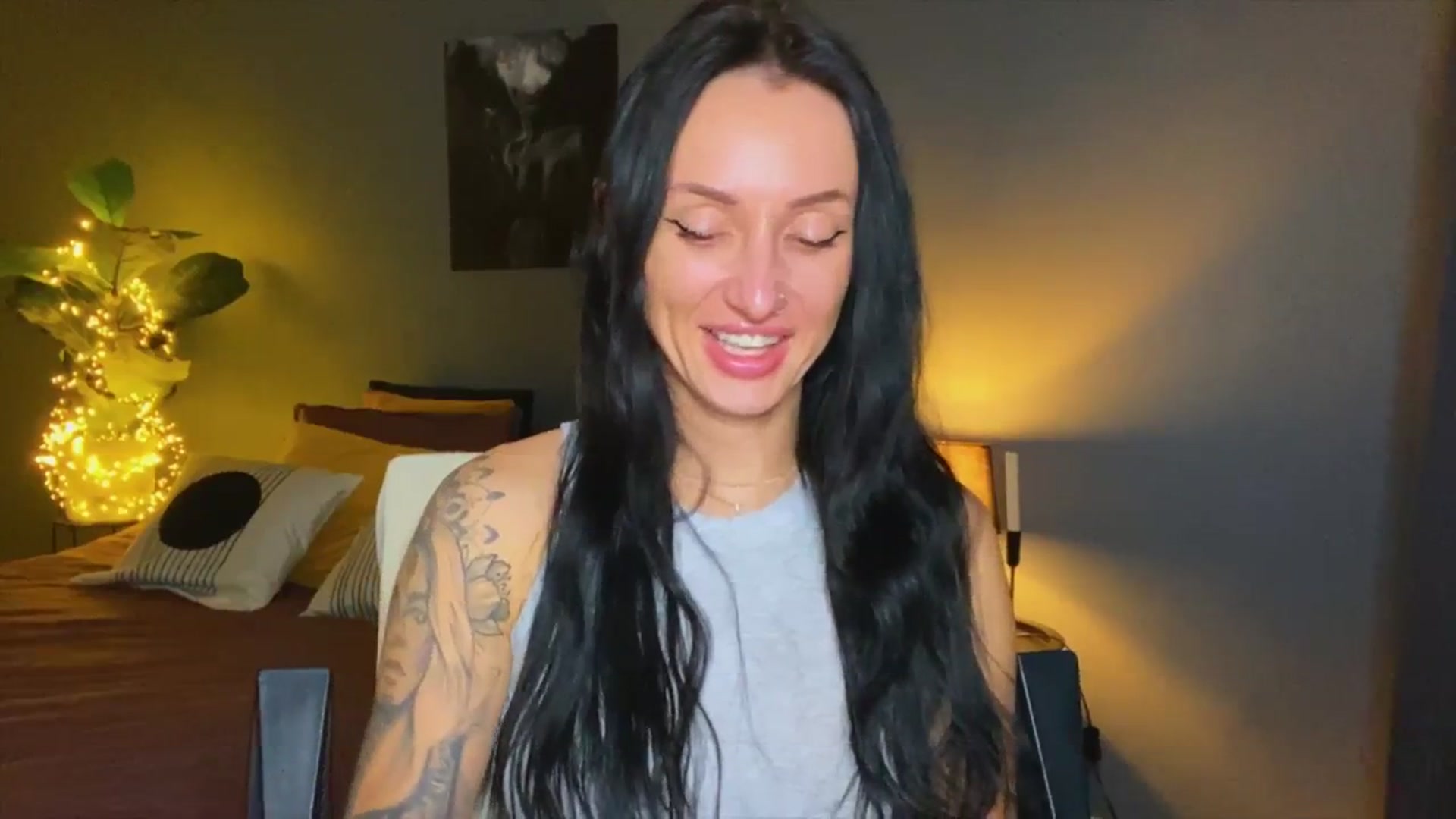 AlexaAlexx video thumbnail