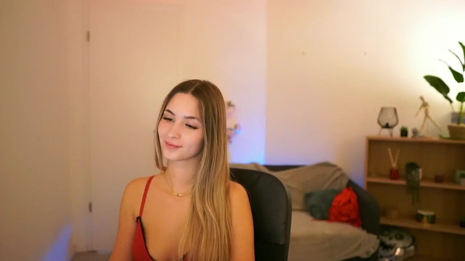 CuteGirl_18 video thumbnail