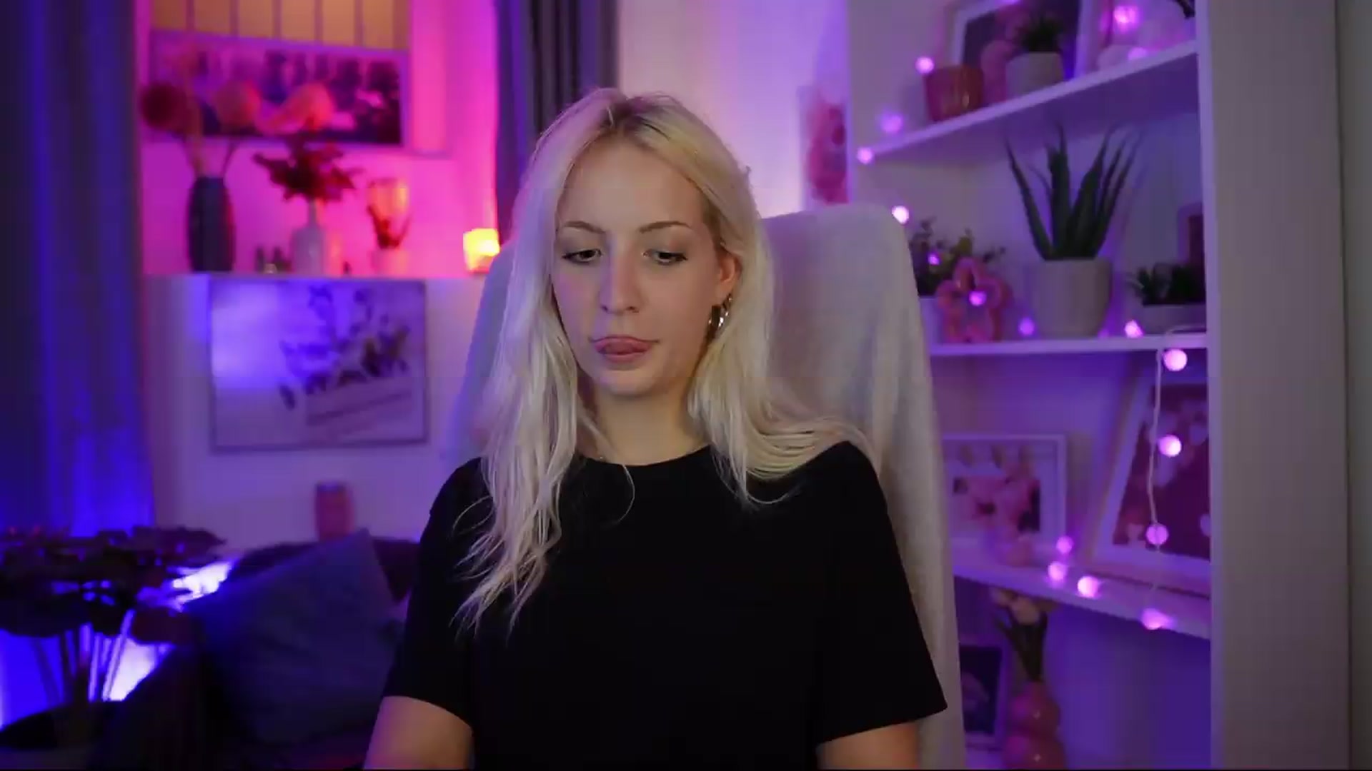 Lucy_Cutie video thumbnail