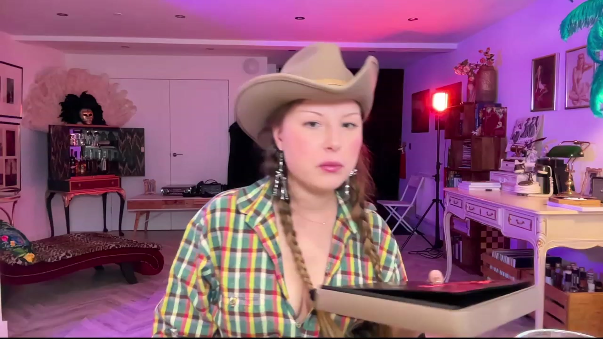 AgentTease video thumbnail