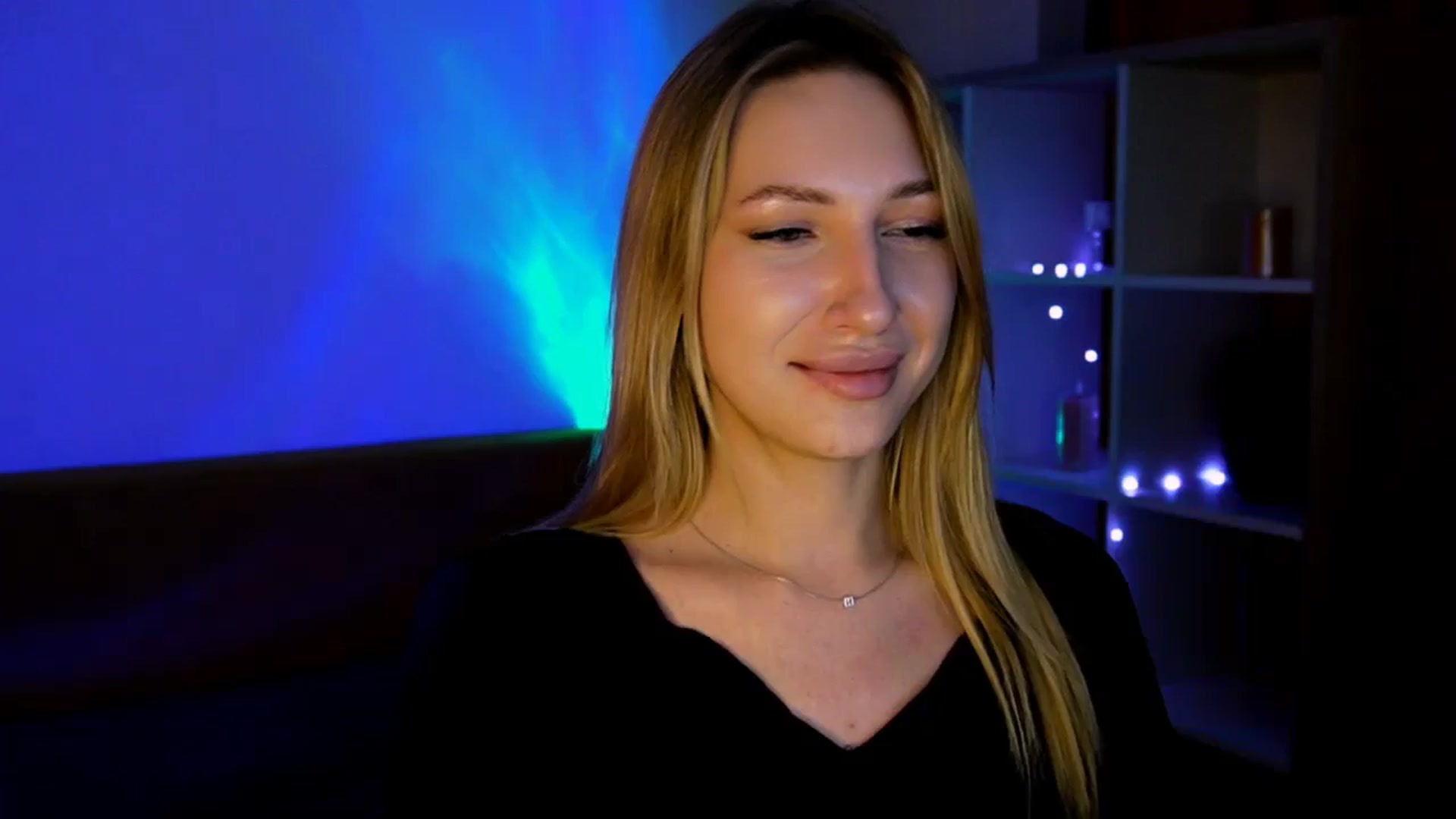 LovelyGin video thumbnail