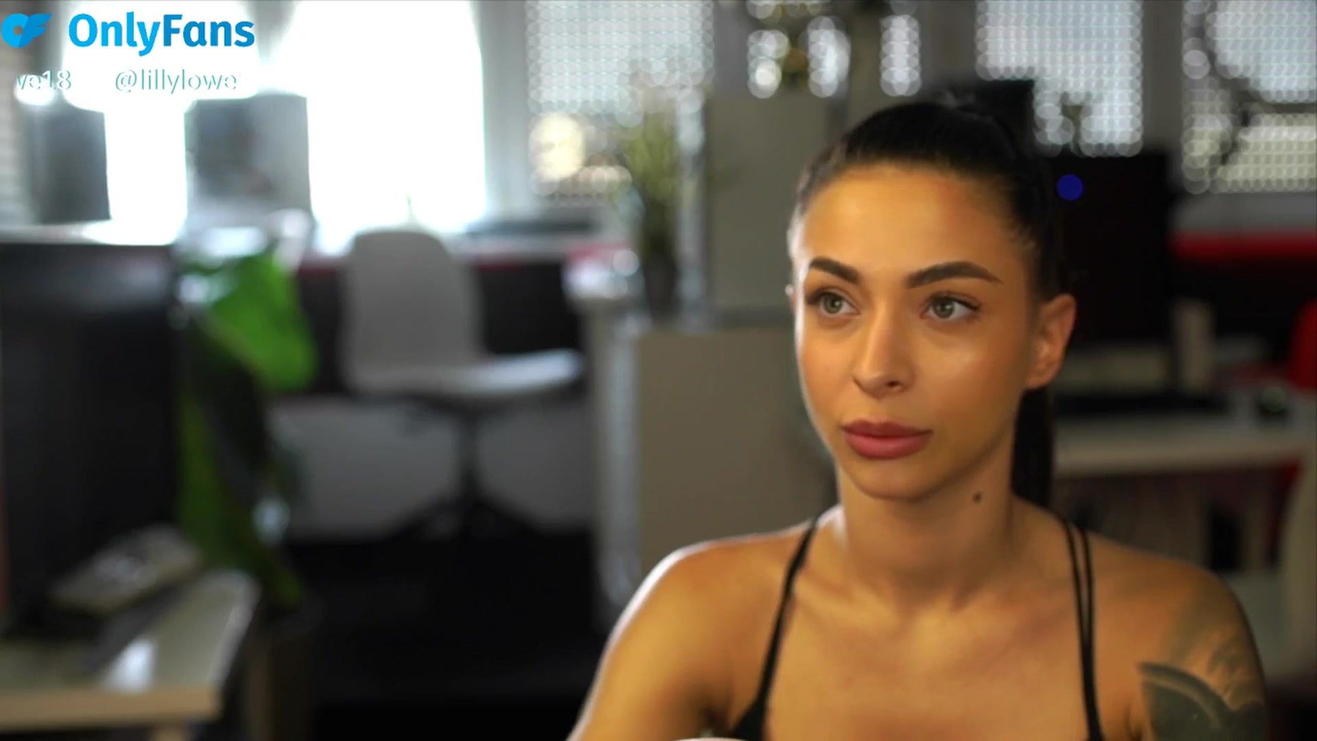 ClipPetite video thumbnail