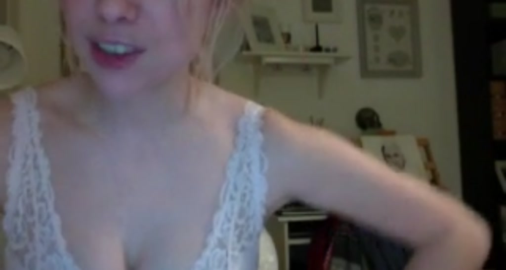 Sandy_Bee video thumbnail