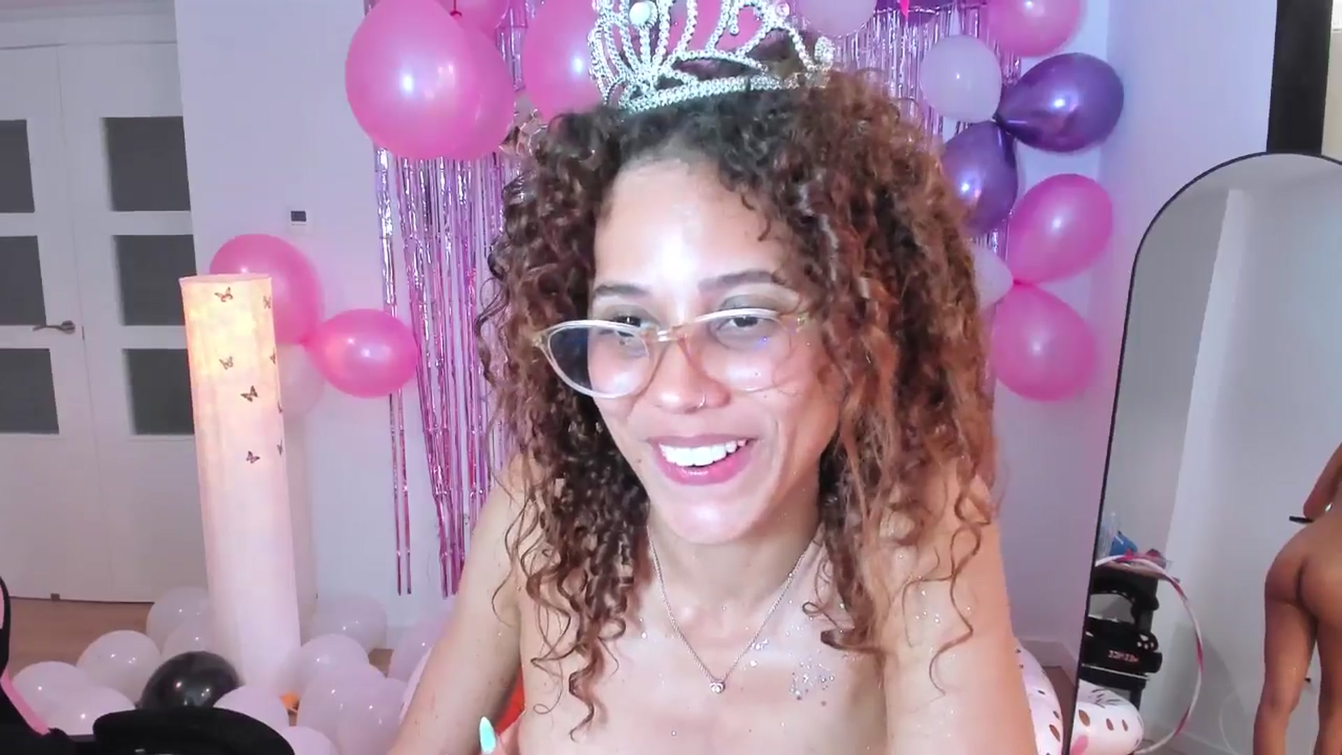 pamela_land video thumbnail