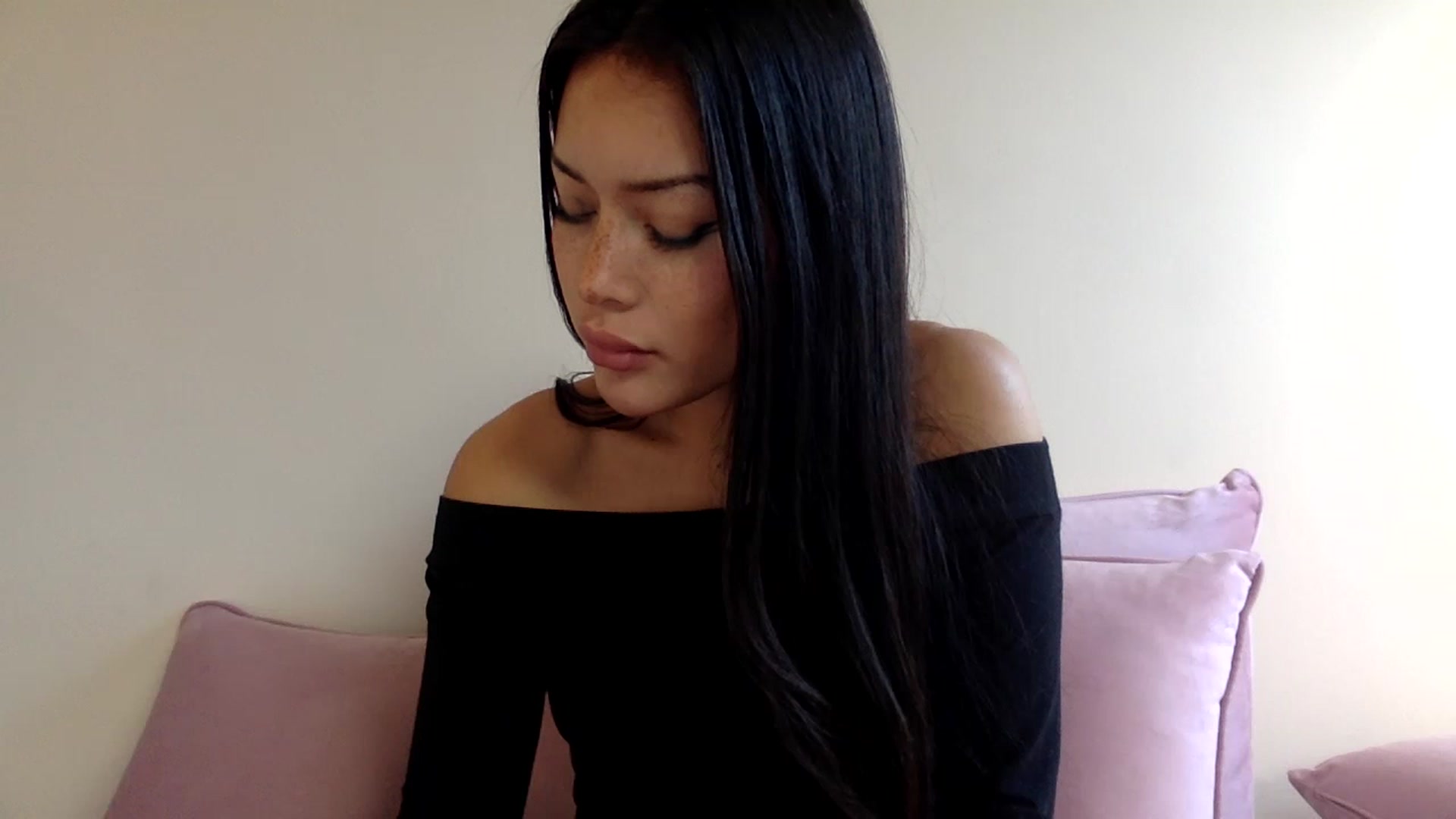 Miss_emiko video thumbnail