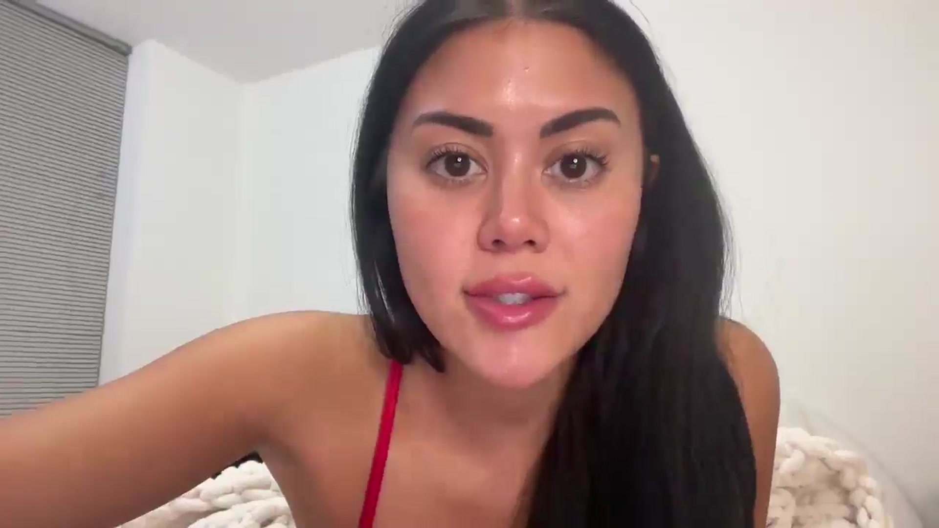 Naomilynn video thumbnail