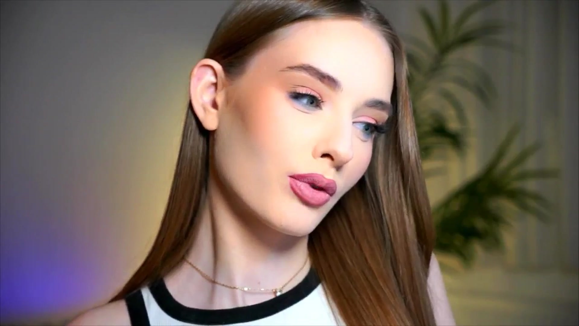 petitegonwild video thumbnail