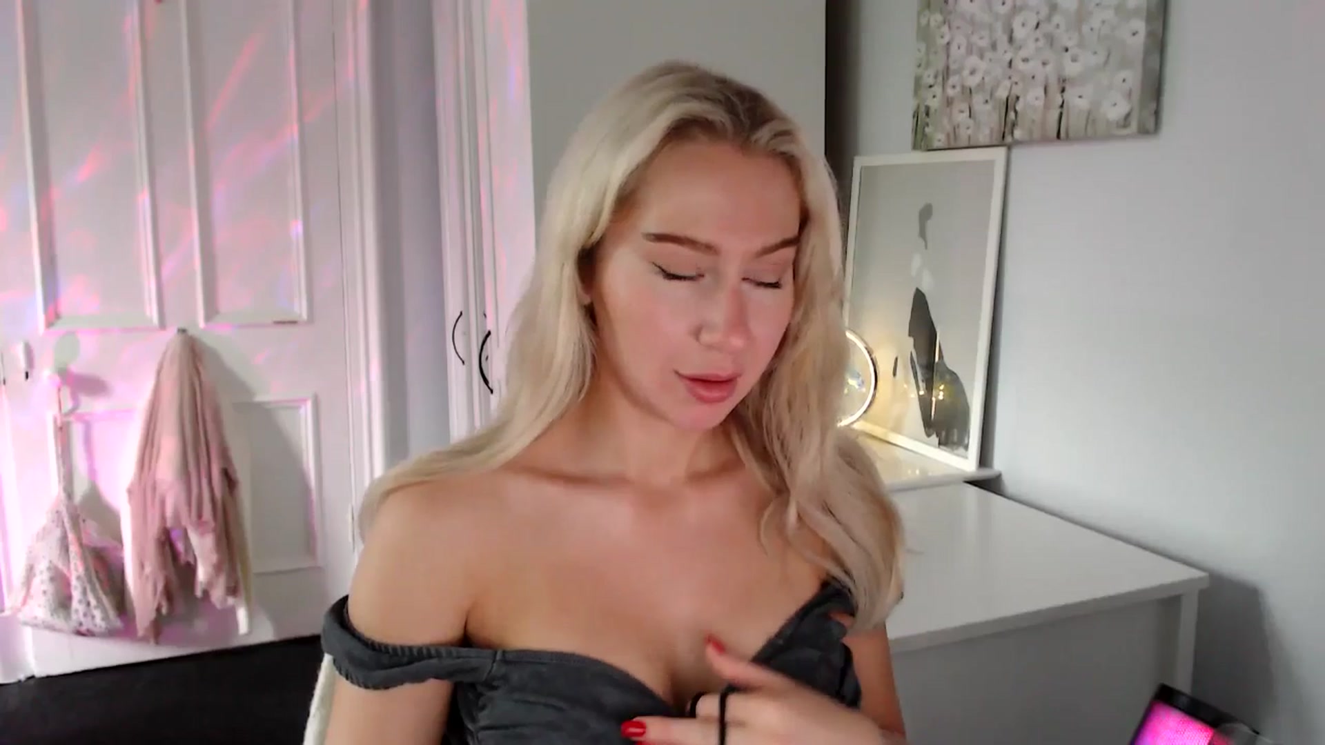 British_Cutie video thumbnail
