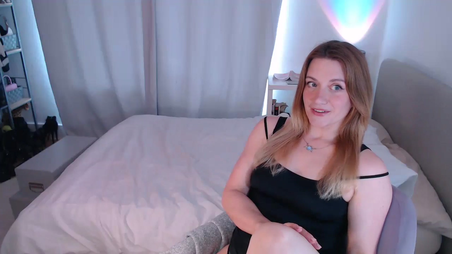xDaisyx video thumbnail