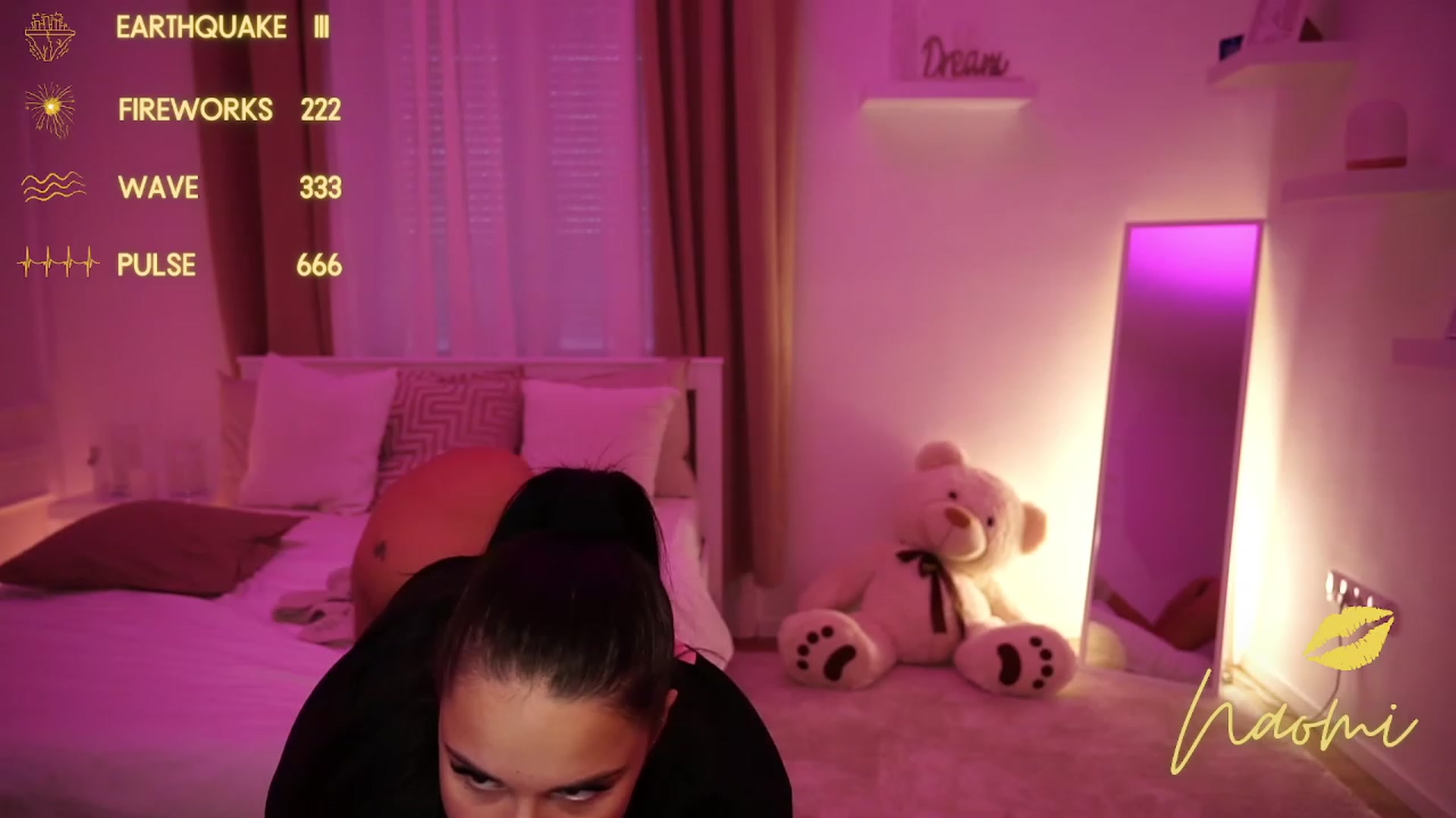 cinnabellee video thumbnail