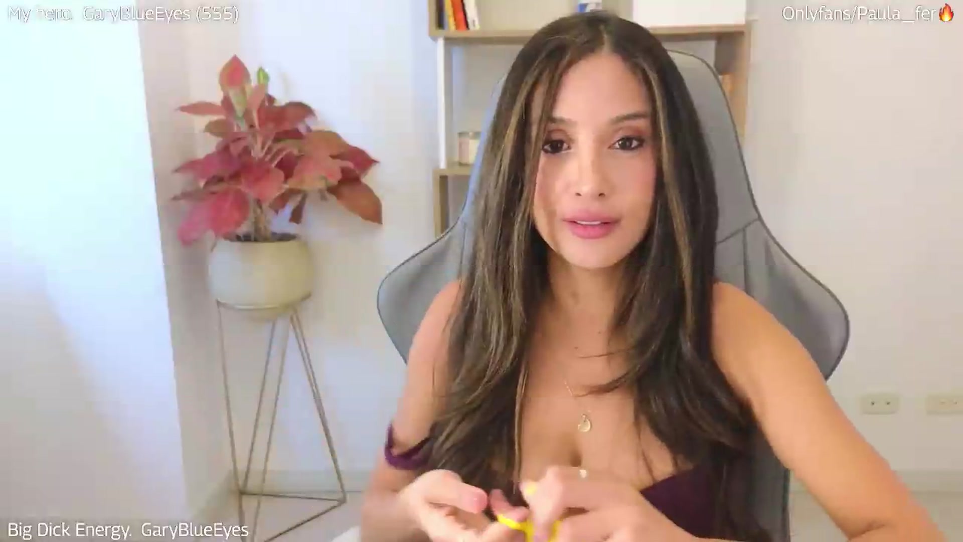 PaulaFer video thumbnail