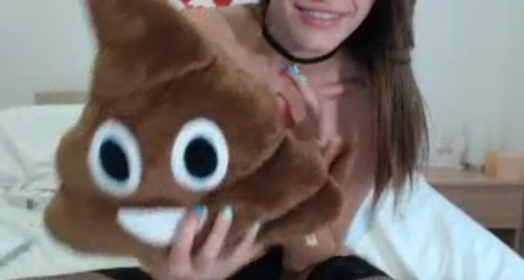 SimplyErika_ video thumbnail