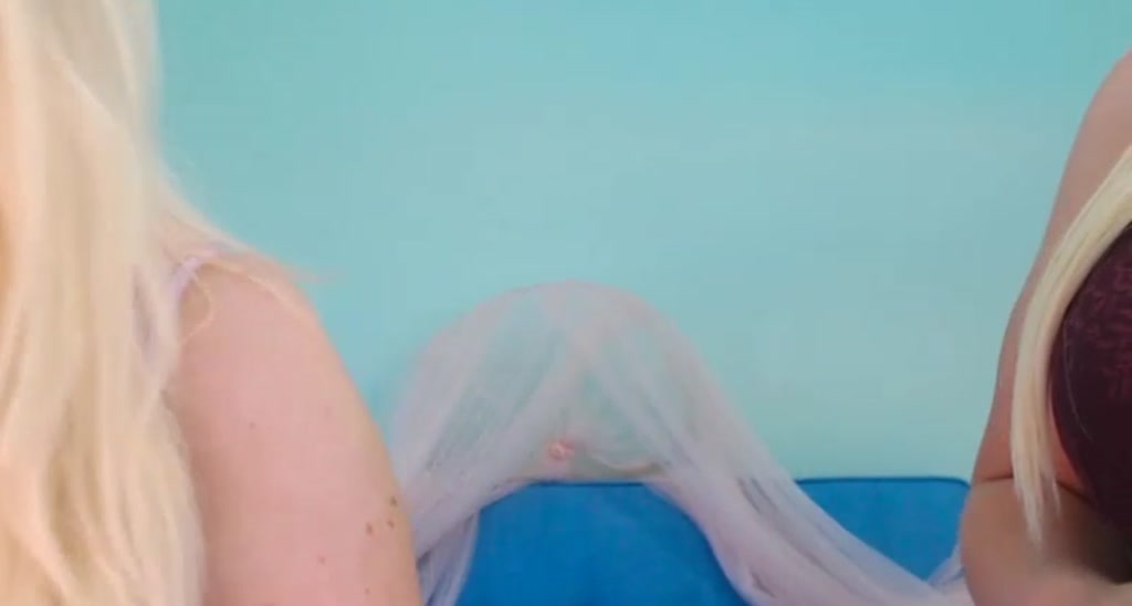 LILYANDEDEN video thumbnail