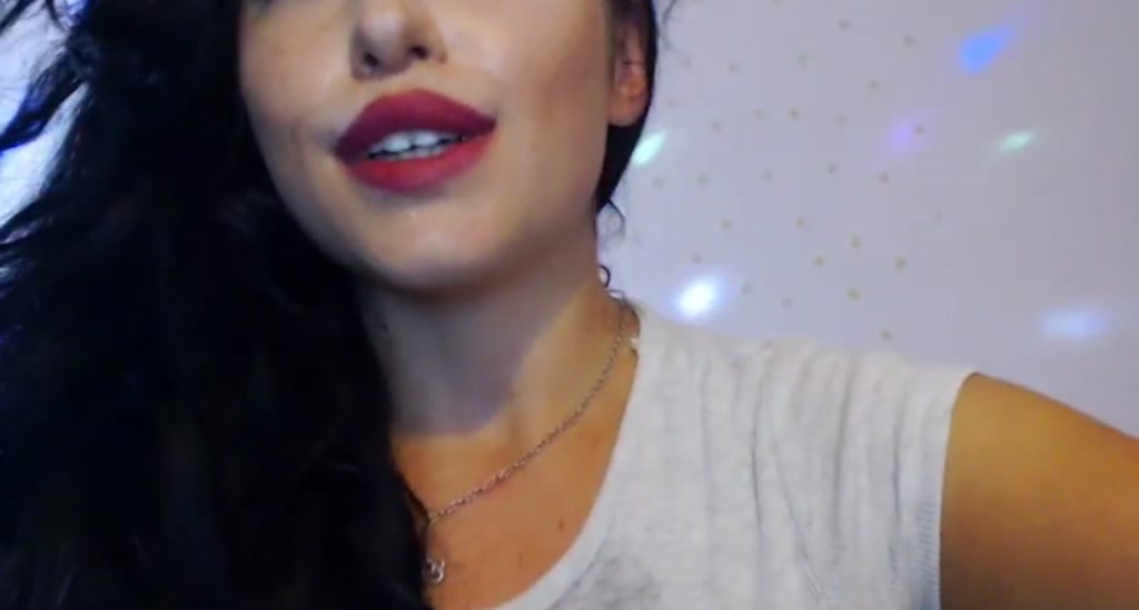 aLeDoll video thumbnail