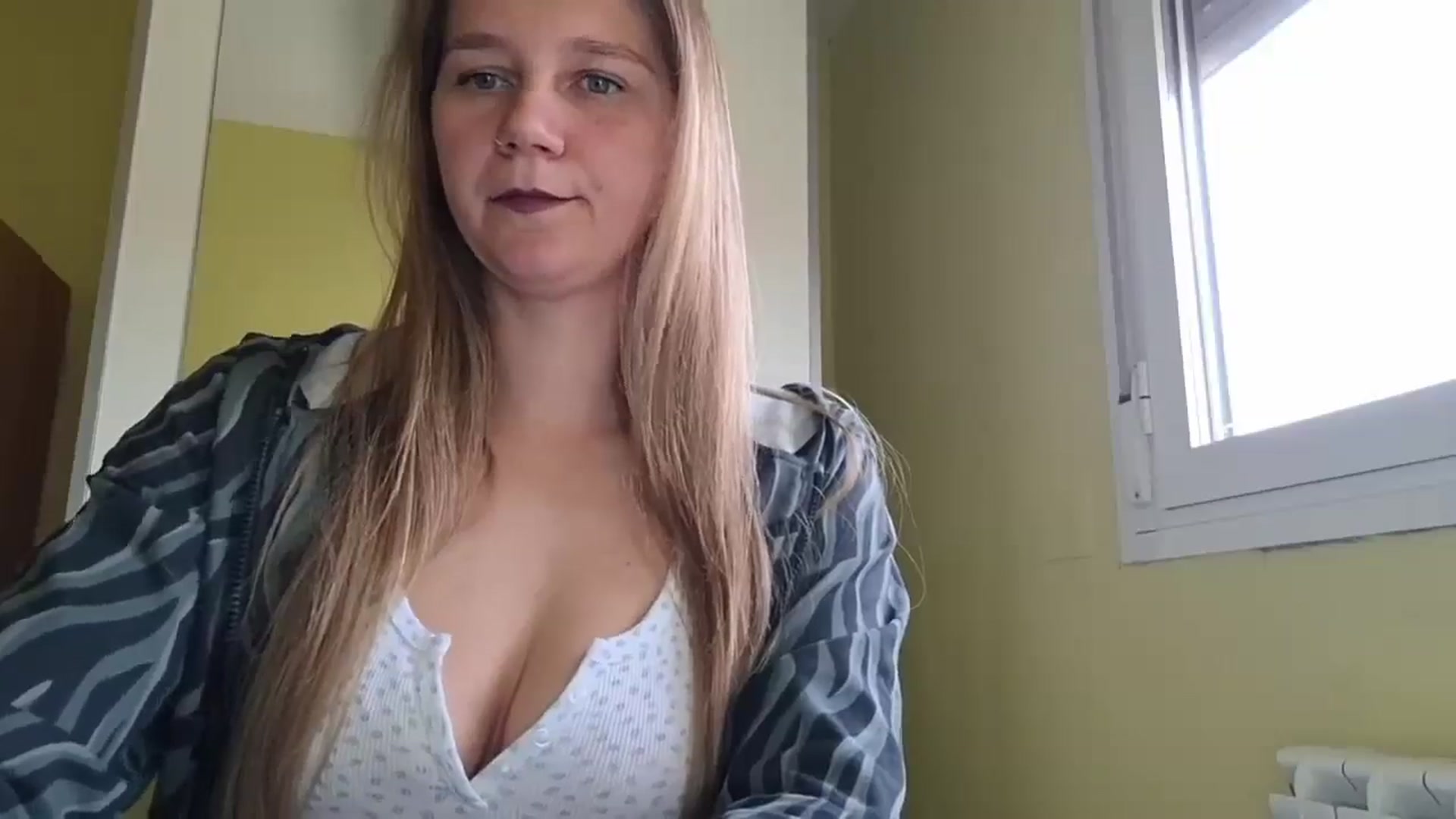 KrisssKiss1 video thumbnail