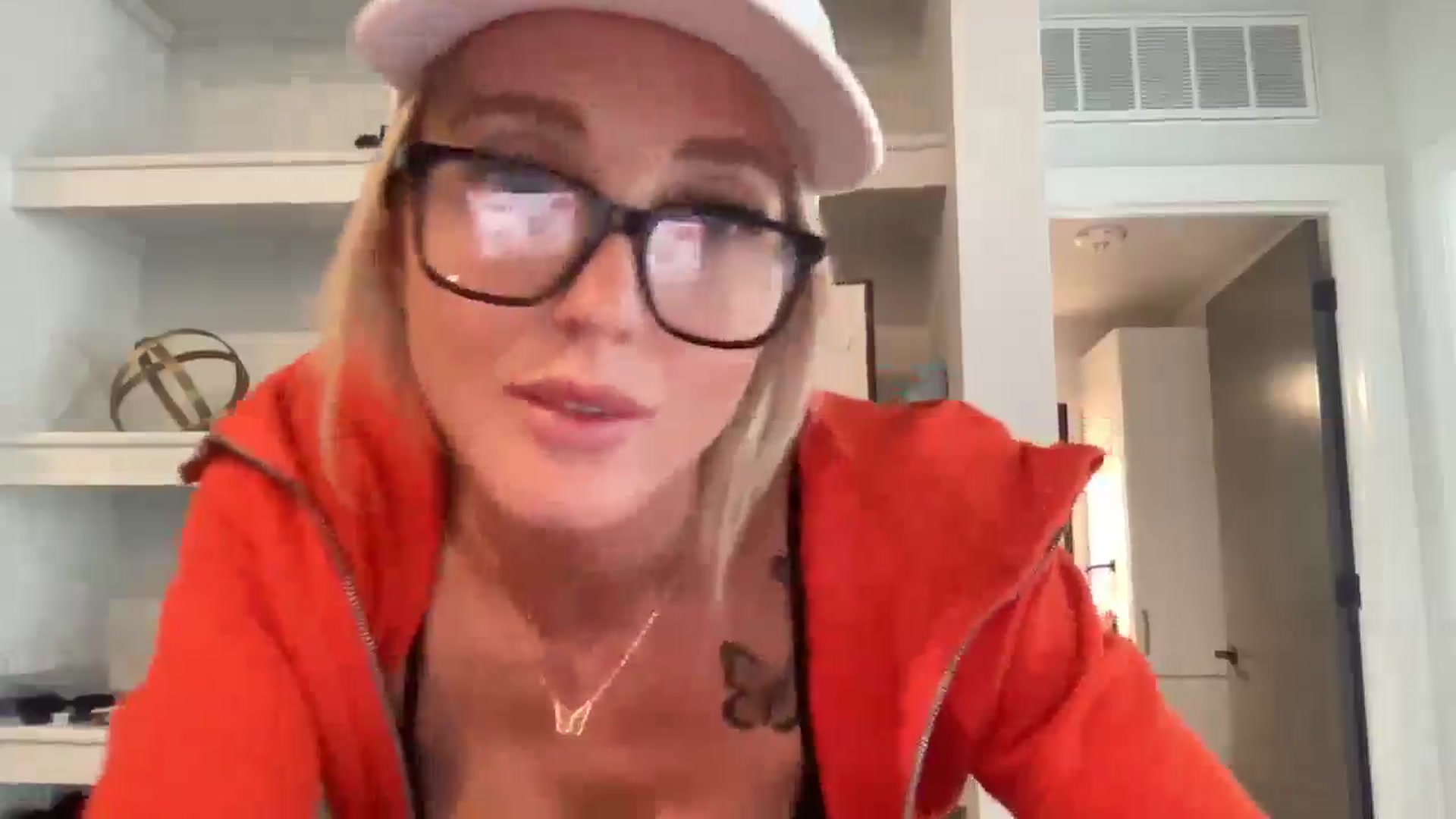Izzybb18 video thumbnail