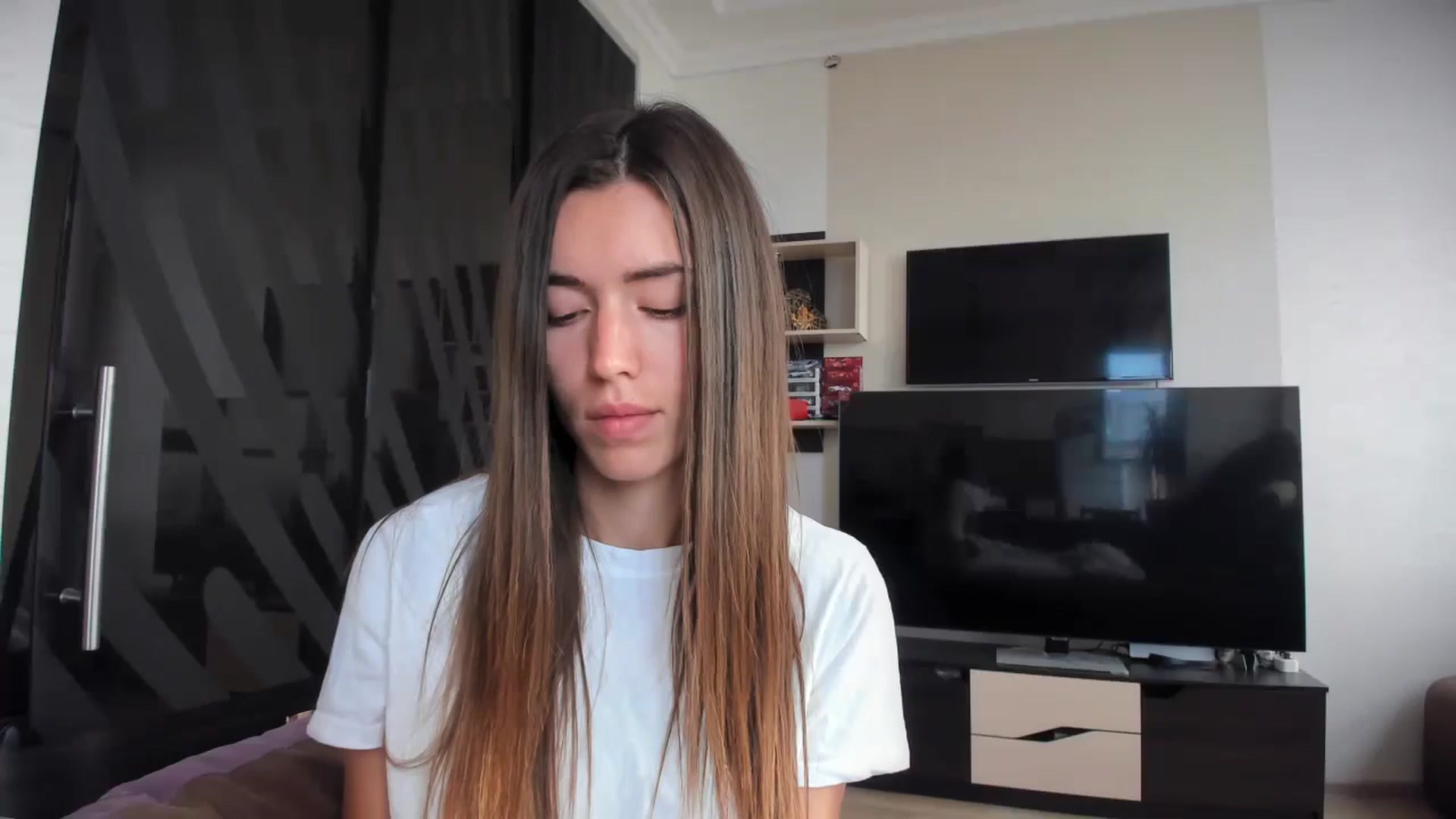 laurensaenz video thumbnail
