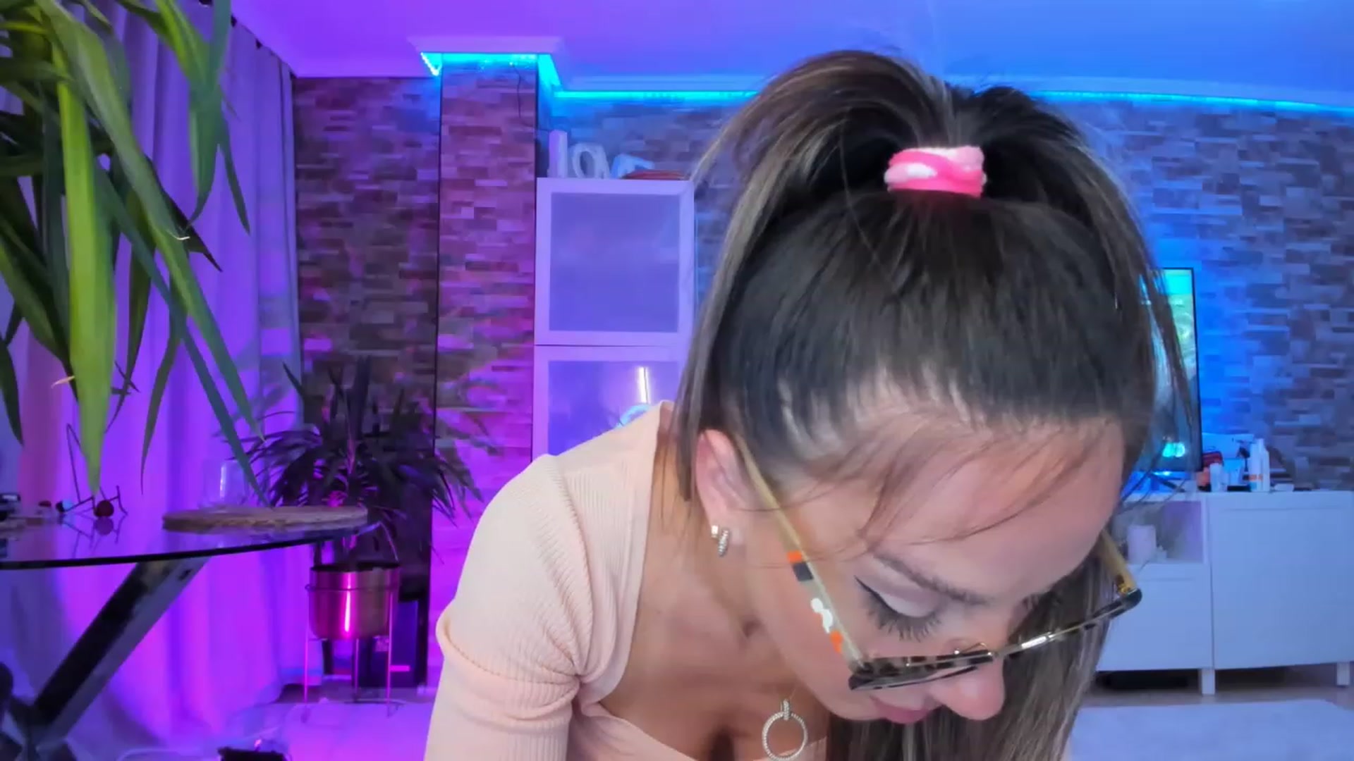 AnooKiss video thumbnail