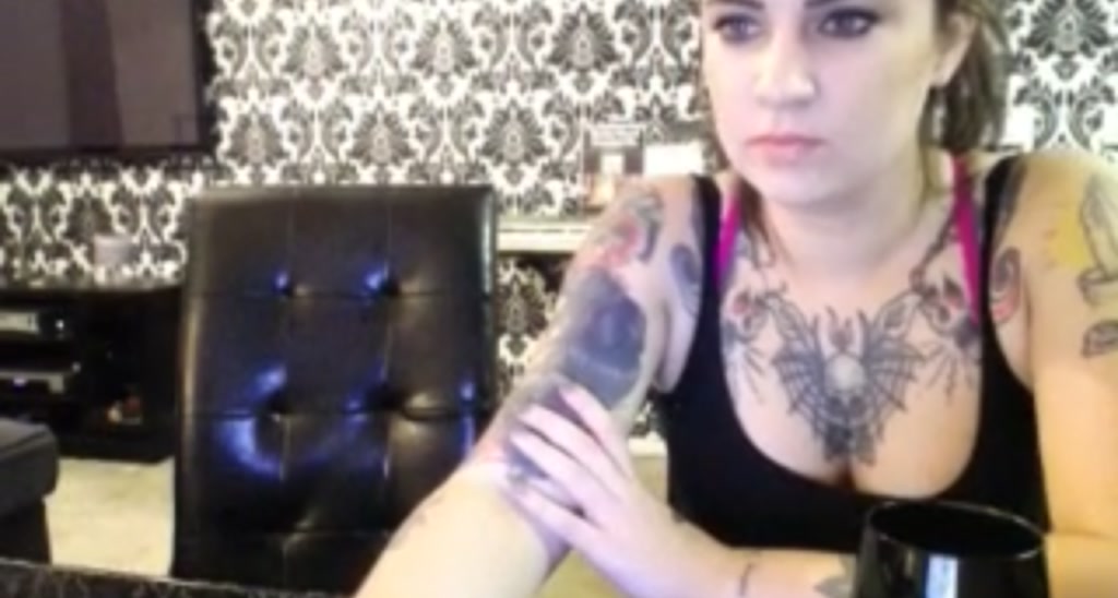 LeanneCrow video thumbnail