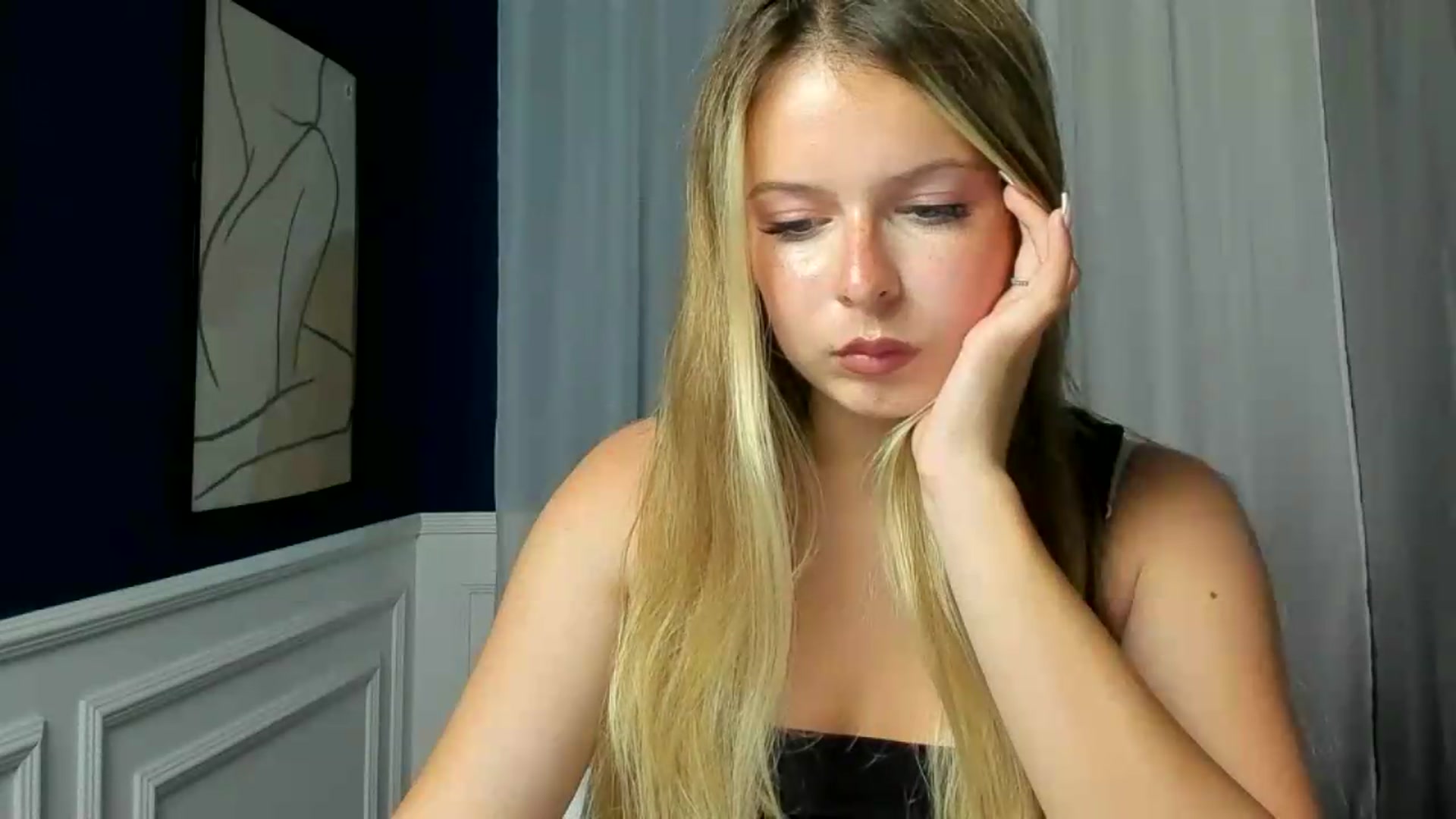 EveliBloo video thumbnail