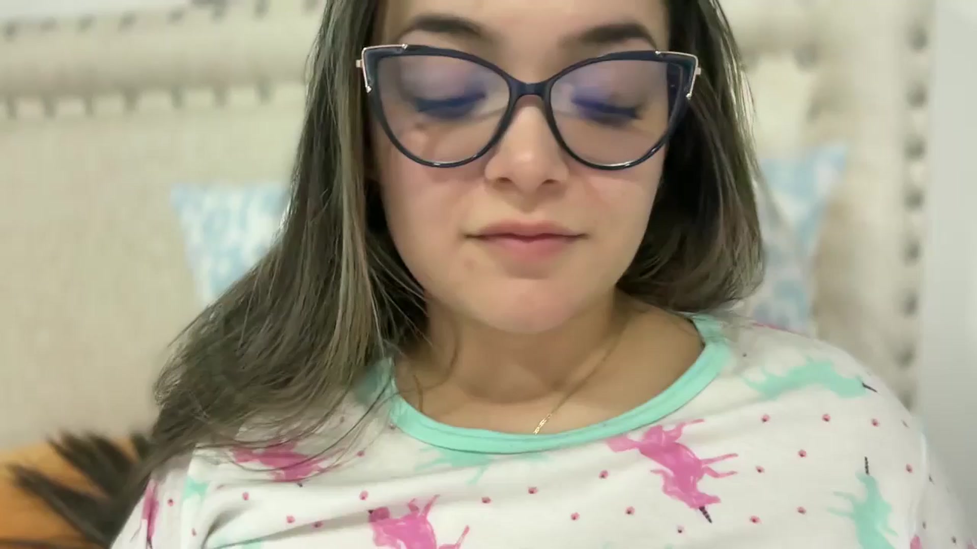 Angel98_ video thumbnail