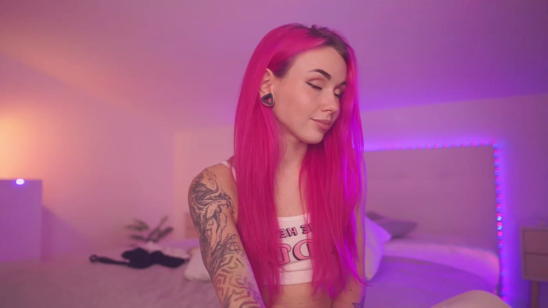 Sarah_Pink video thumbnail