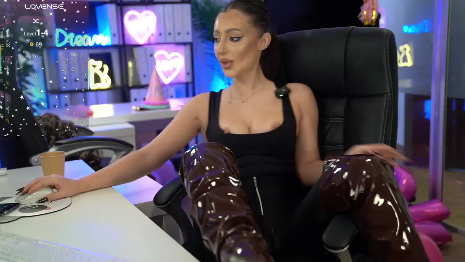 BabesGoWild video thumbnail