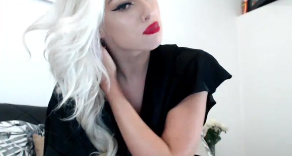 Kissofacobra video thumbnail
