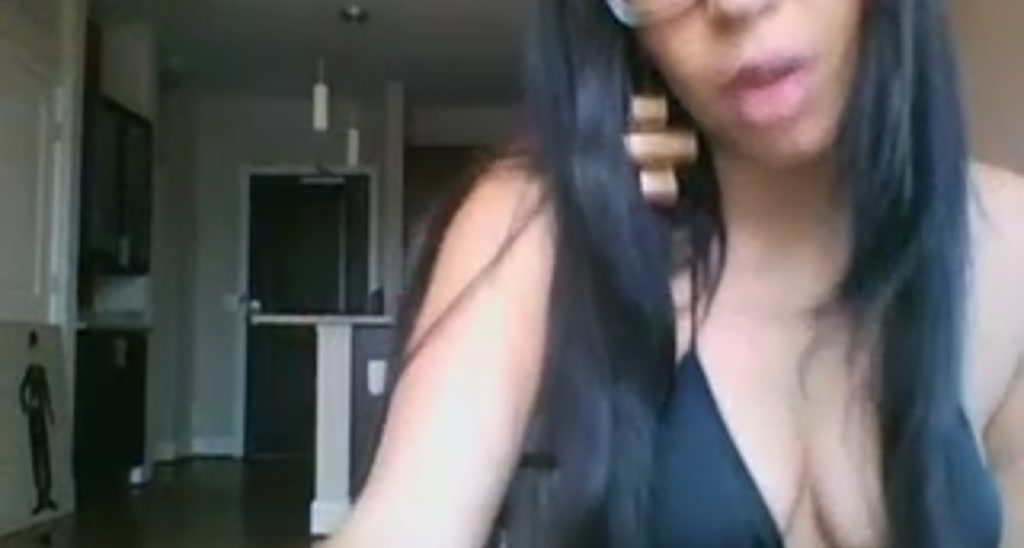 NiaCruso video thumbnail
