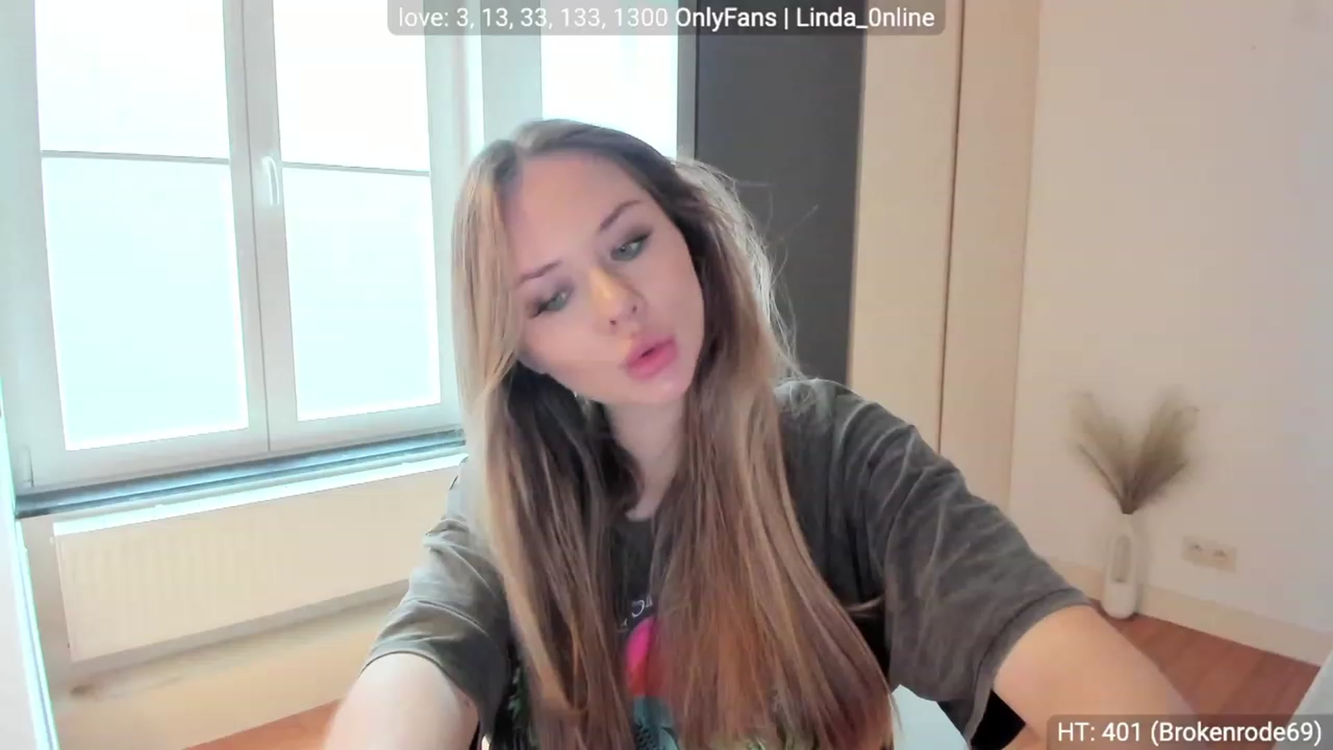 Linda_0nline video thumbnail