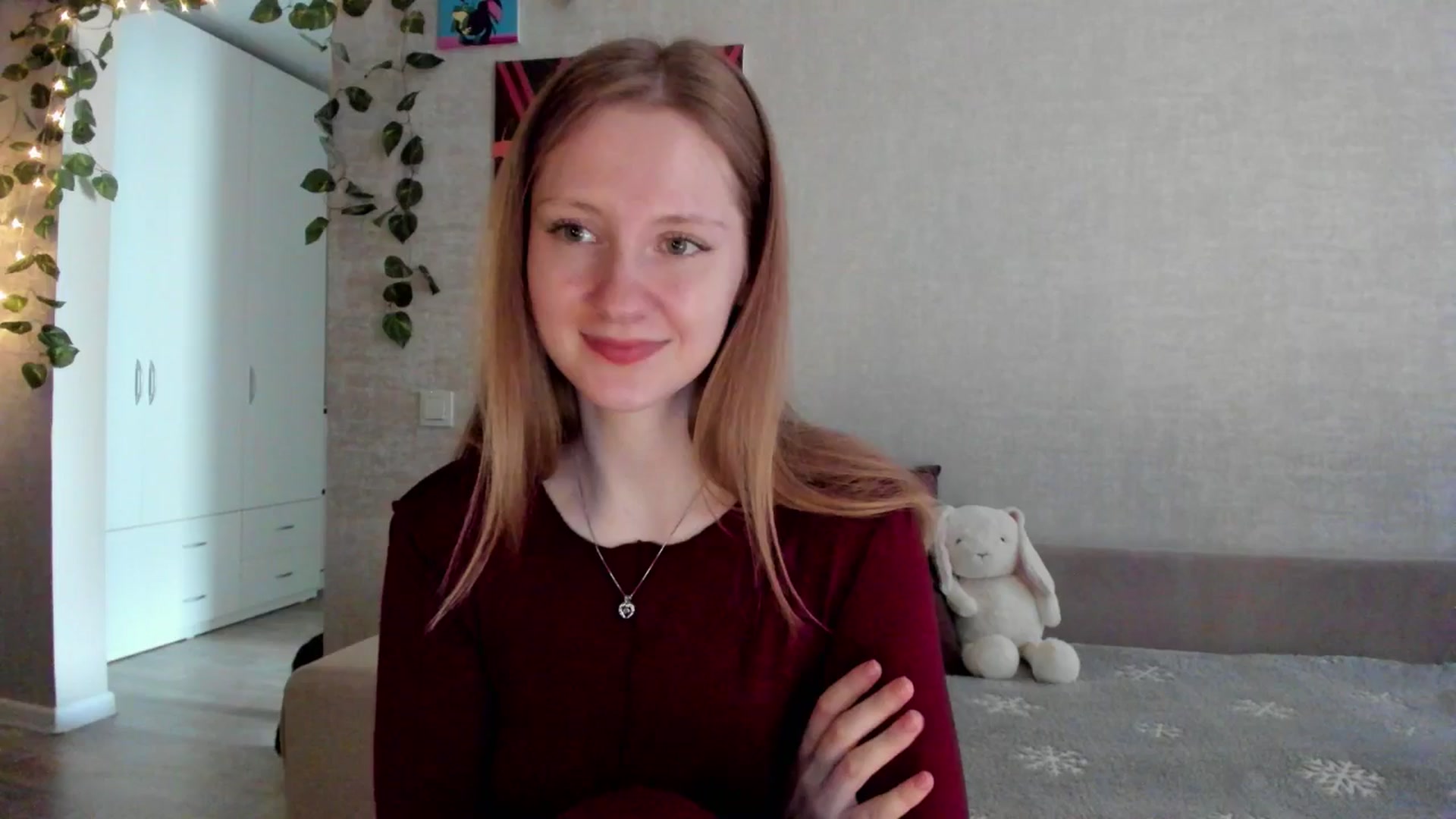 mnialice video thumbnail