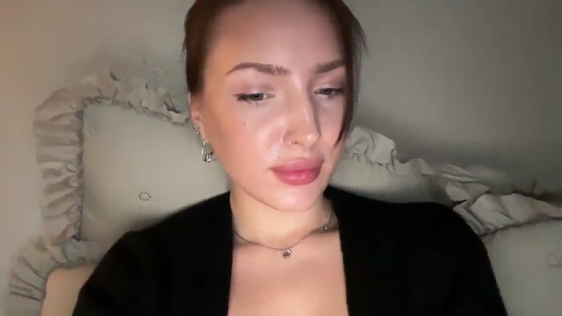 Di_Pearl video thumbnail