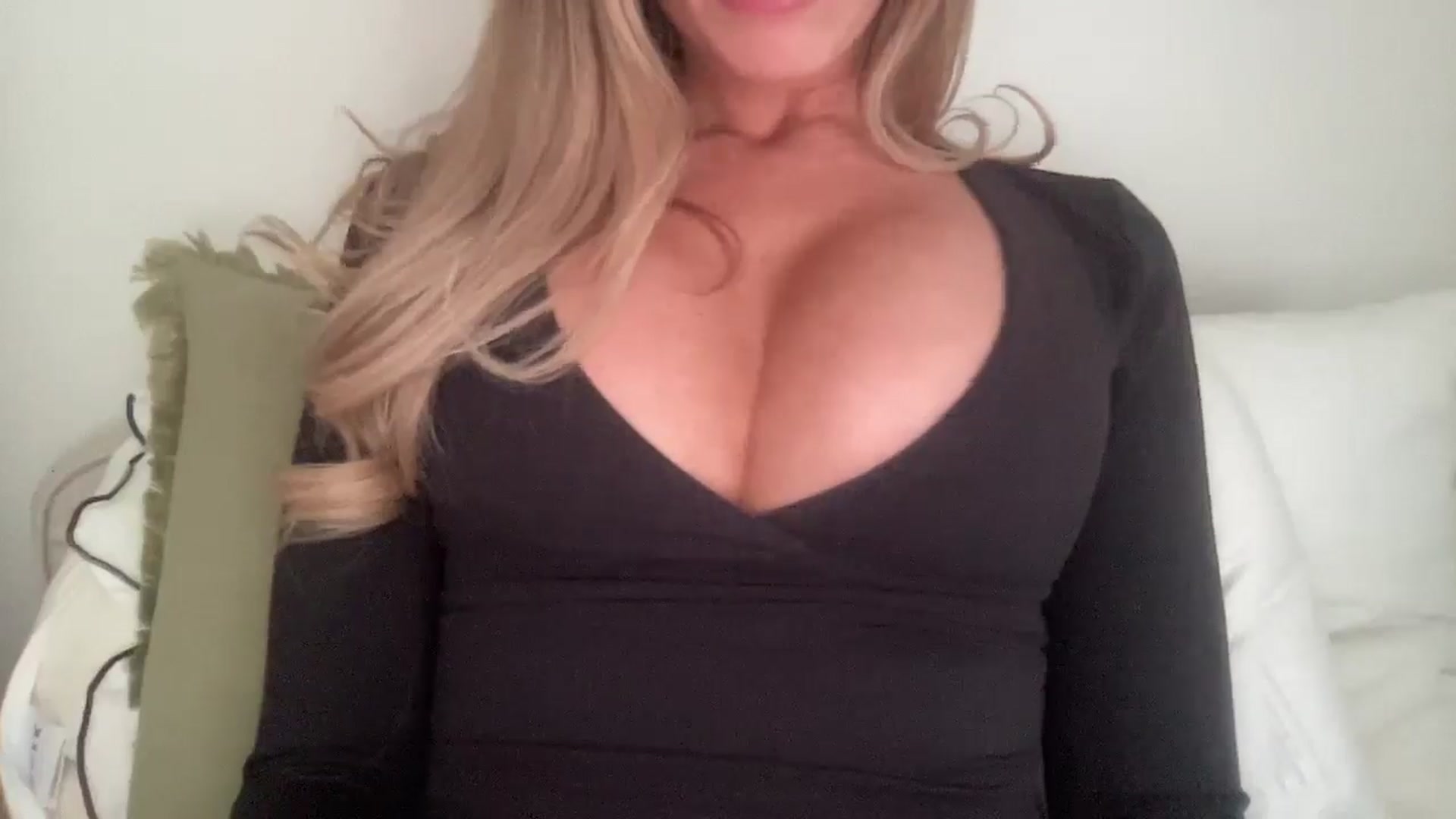 MaySophiaa video thumbnail